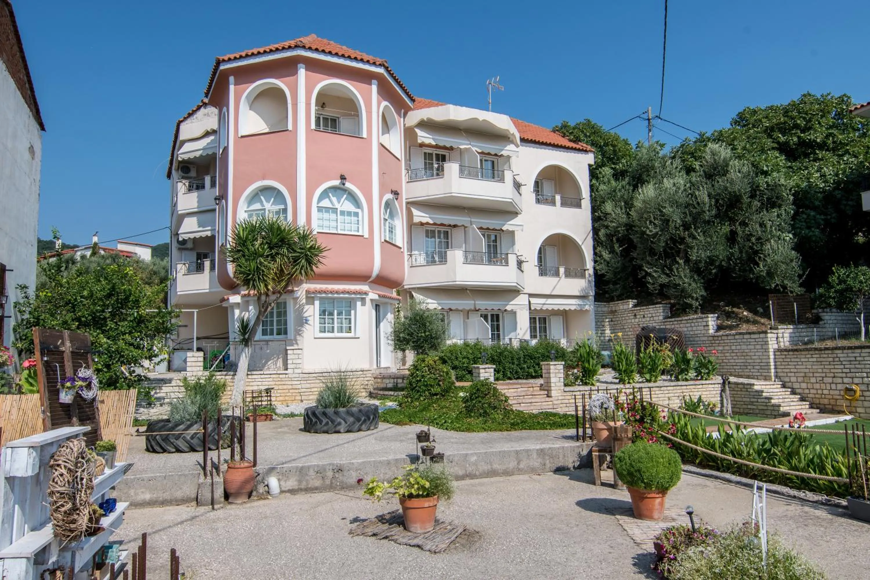 Property building in Hotel Agios Thomas