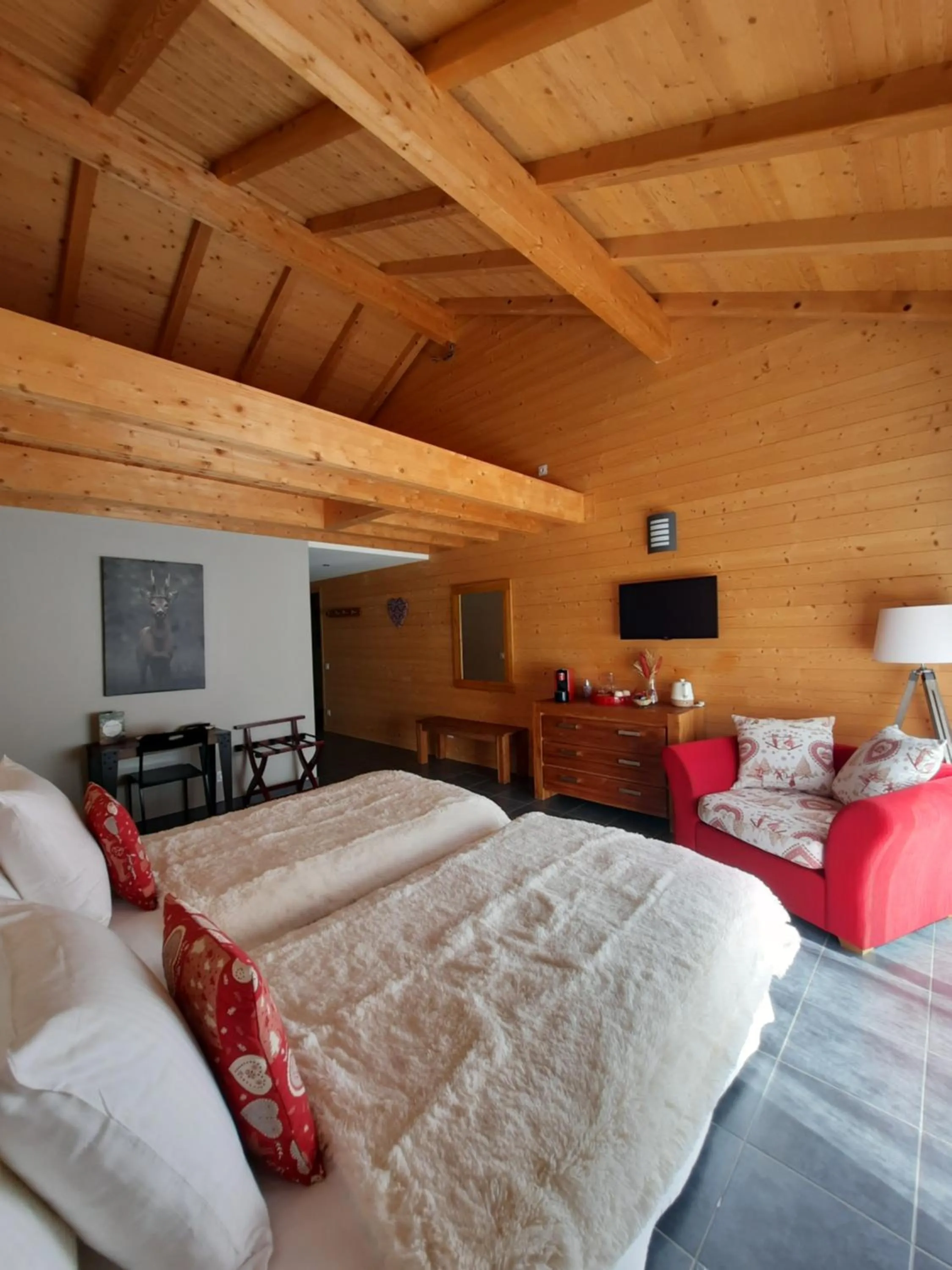 Bedroom, Bed in Au Cœur des Lacs - Chambres d'hôtes