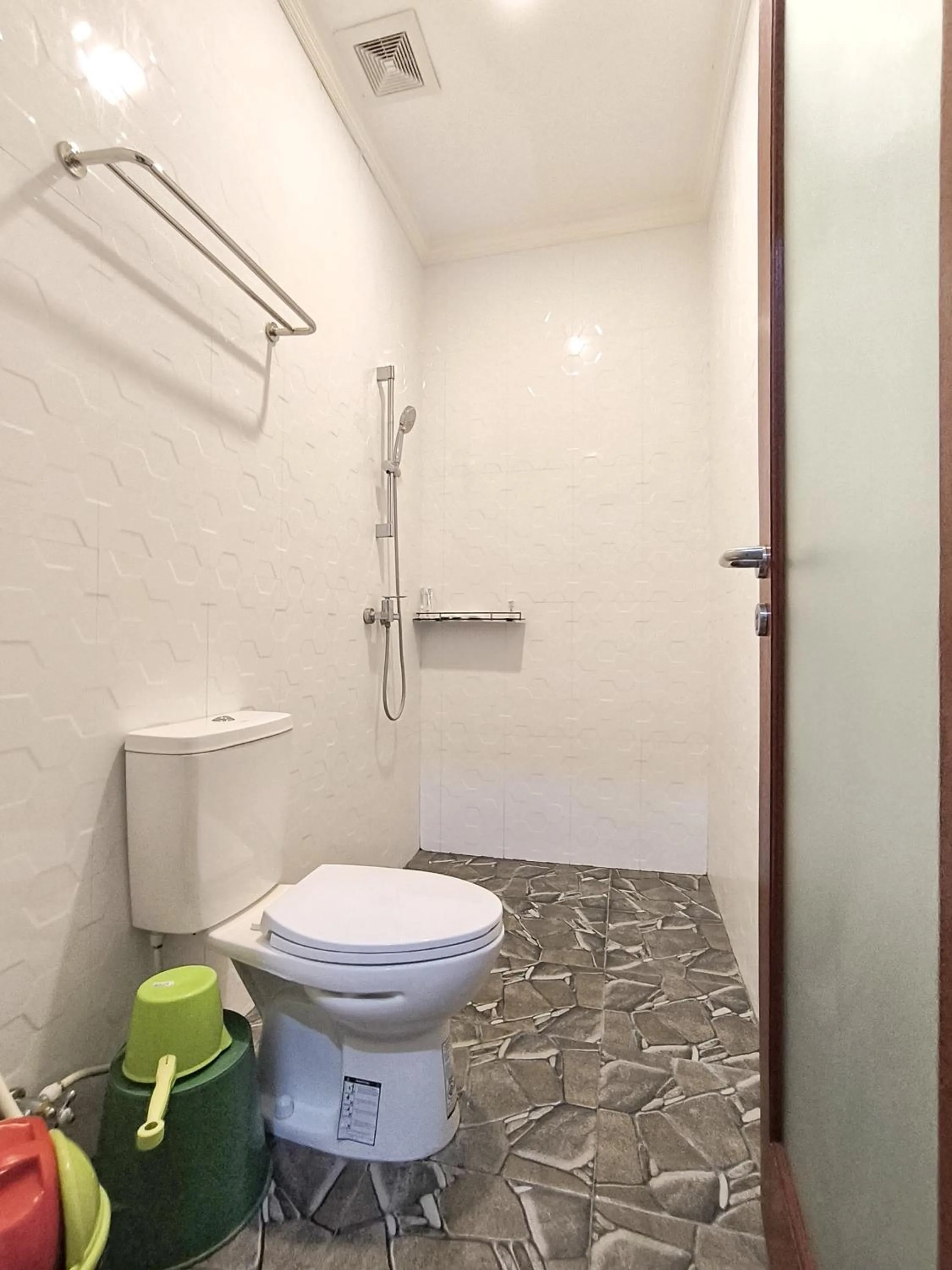 Toilet in Alam Canggu Kuta by ABM