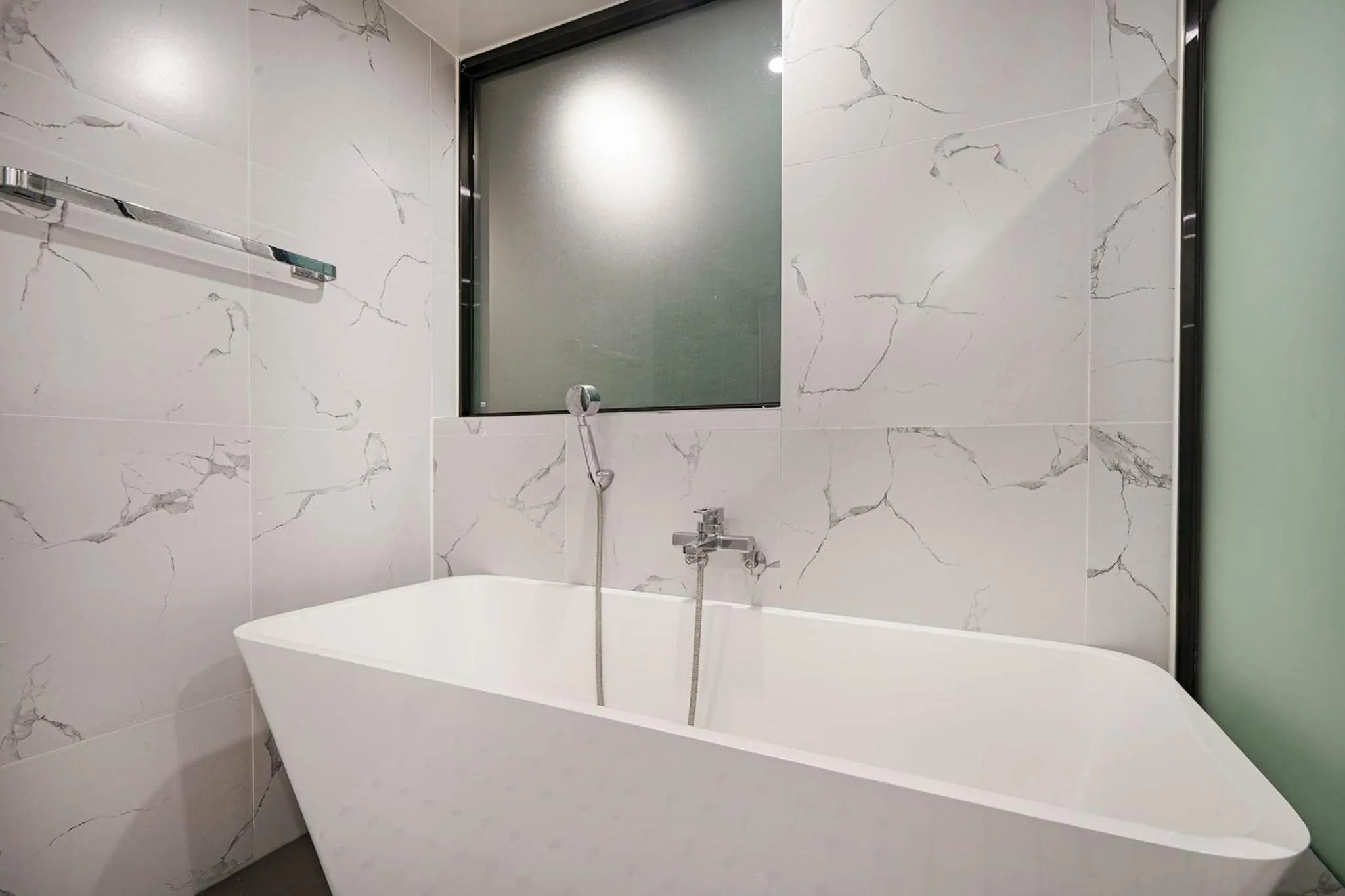 Brown Dot Hotel Hadan