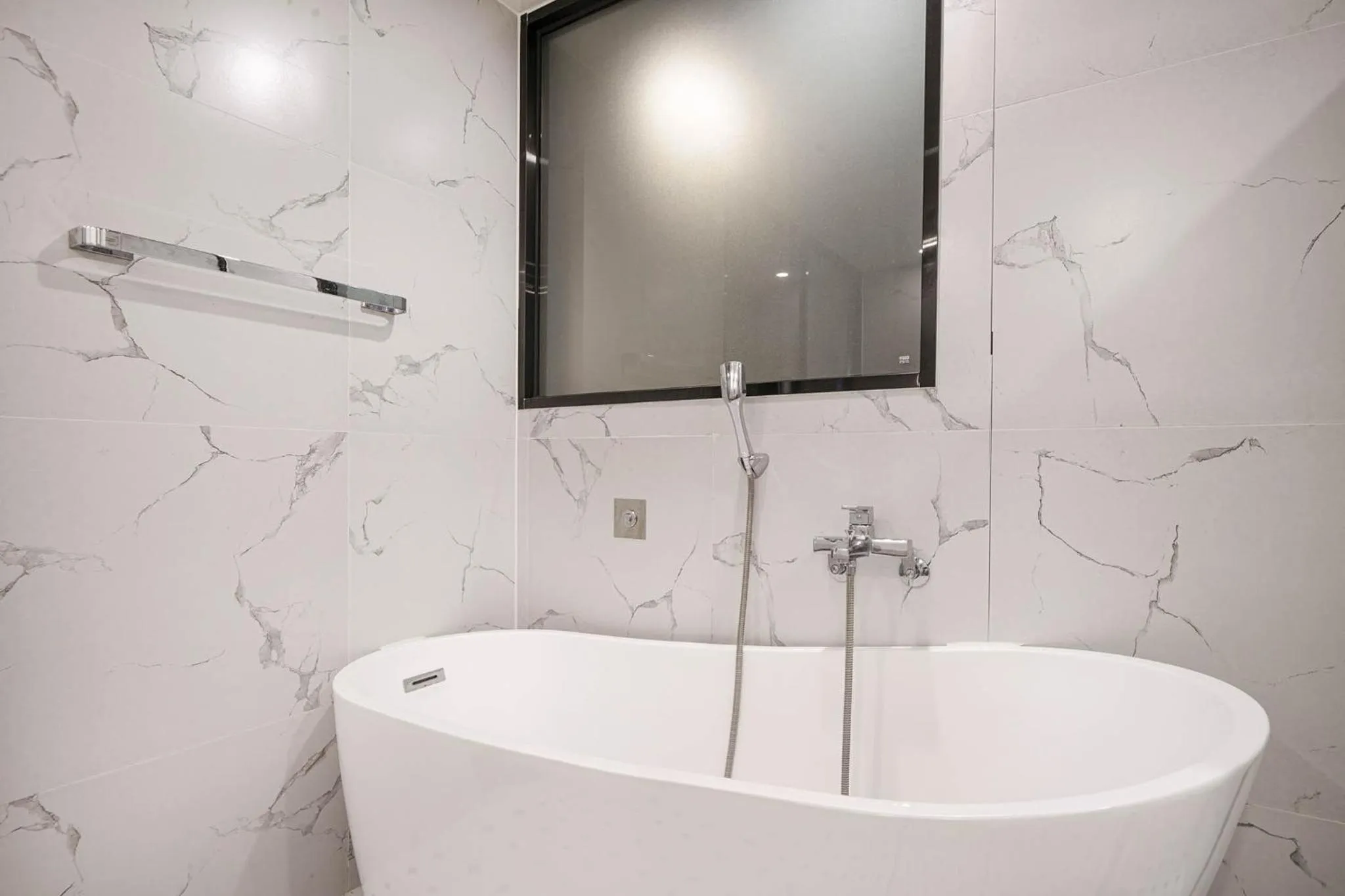 Brown Dot Hotel Hadan