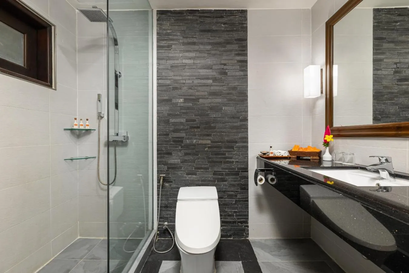 Shower in Eskala Hotels and Resorts