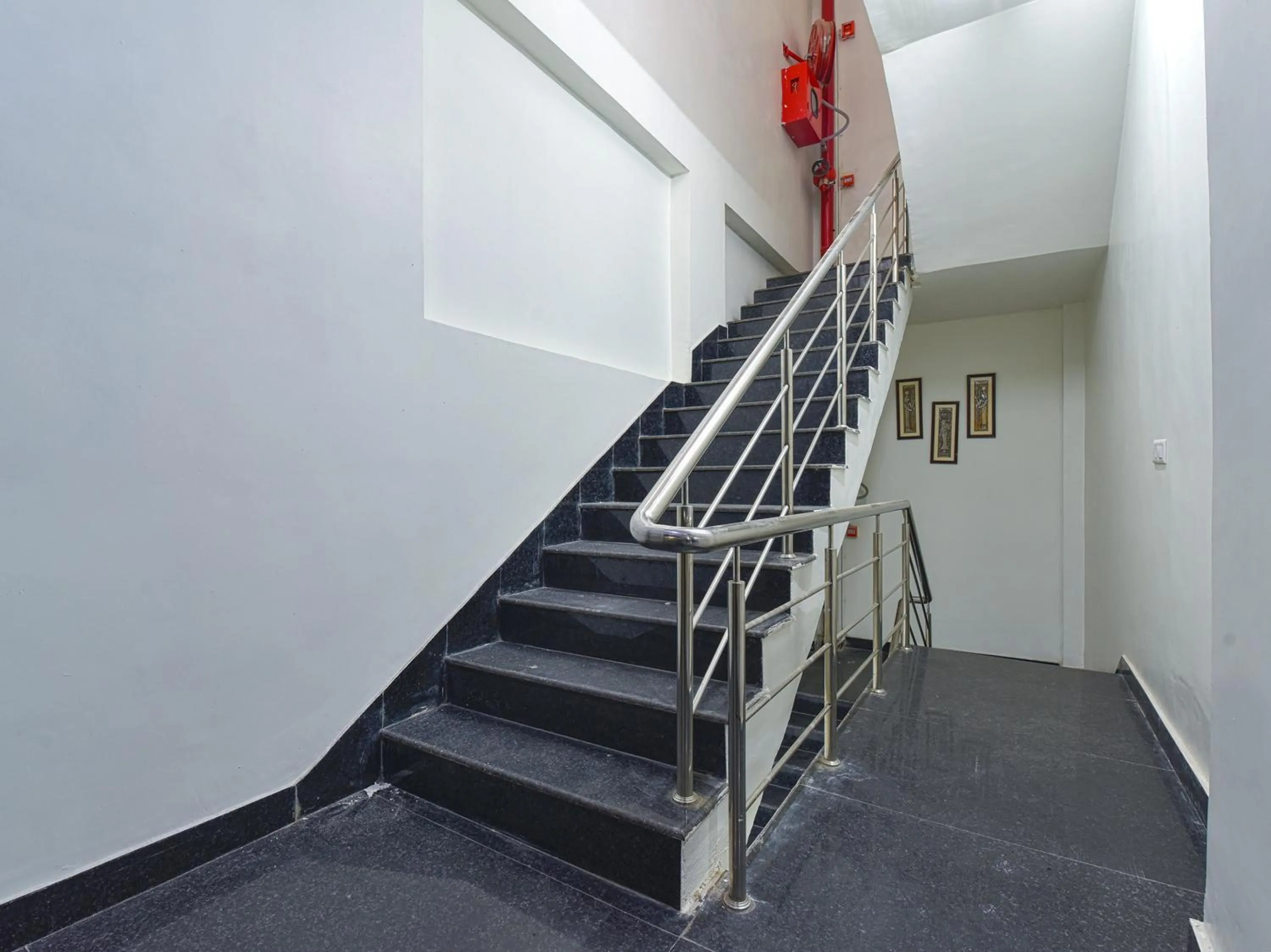 elevator in Hotel Vibha Palace