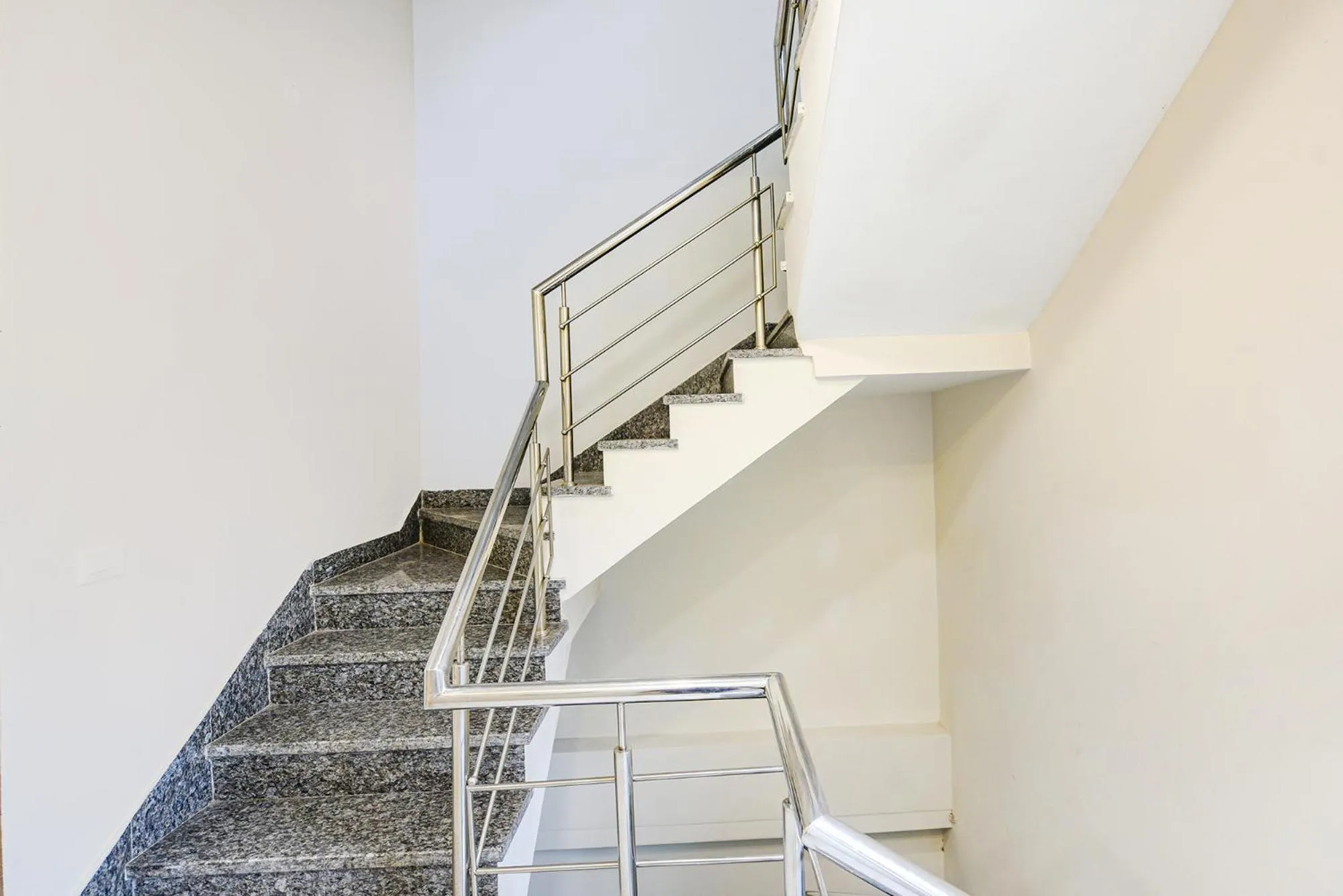 Lobby or reception in FabHotel Globe Inn