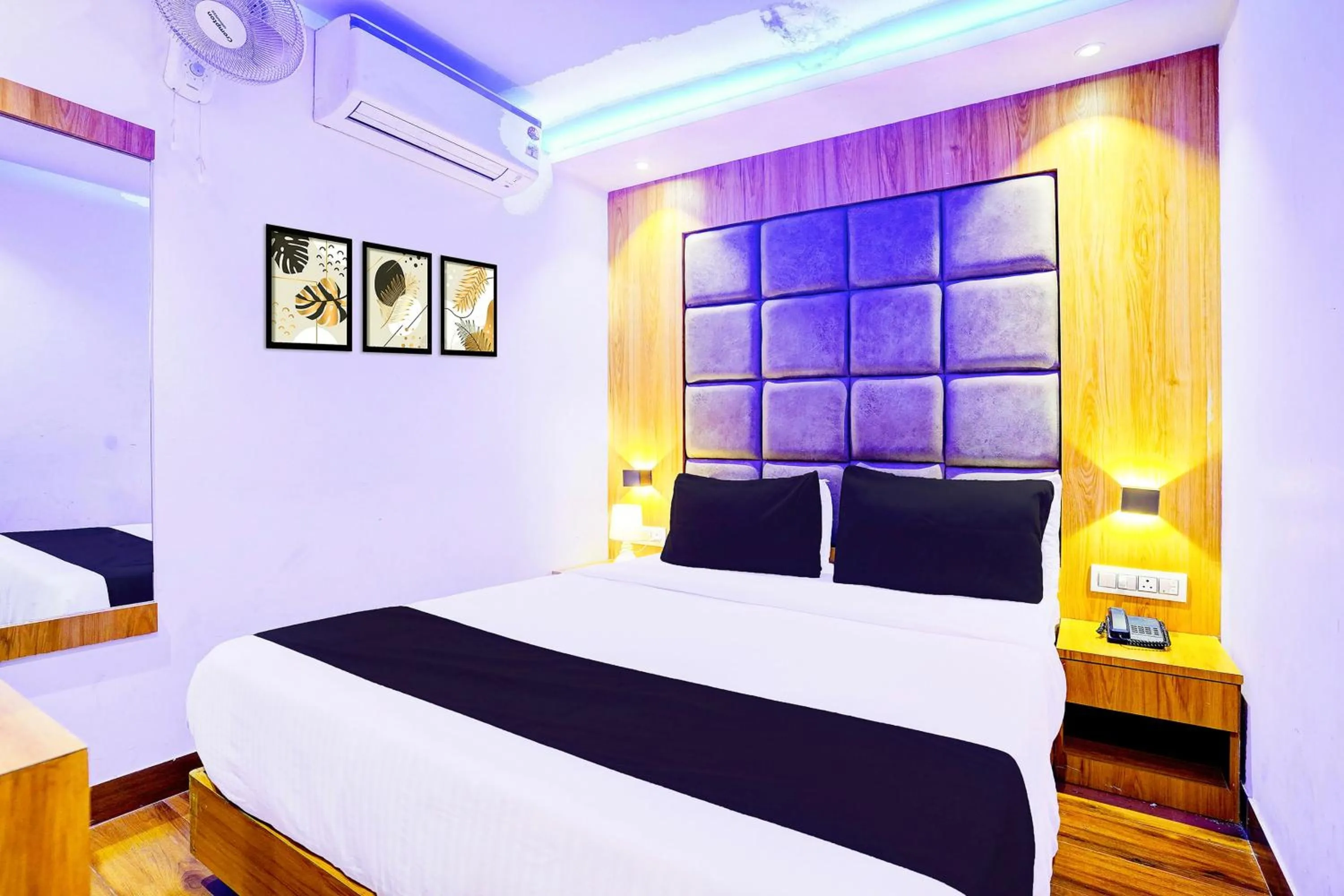 Bedroom in Hotel O Sakinaka Andheri Kurla Road