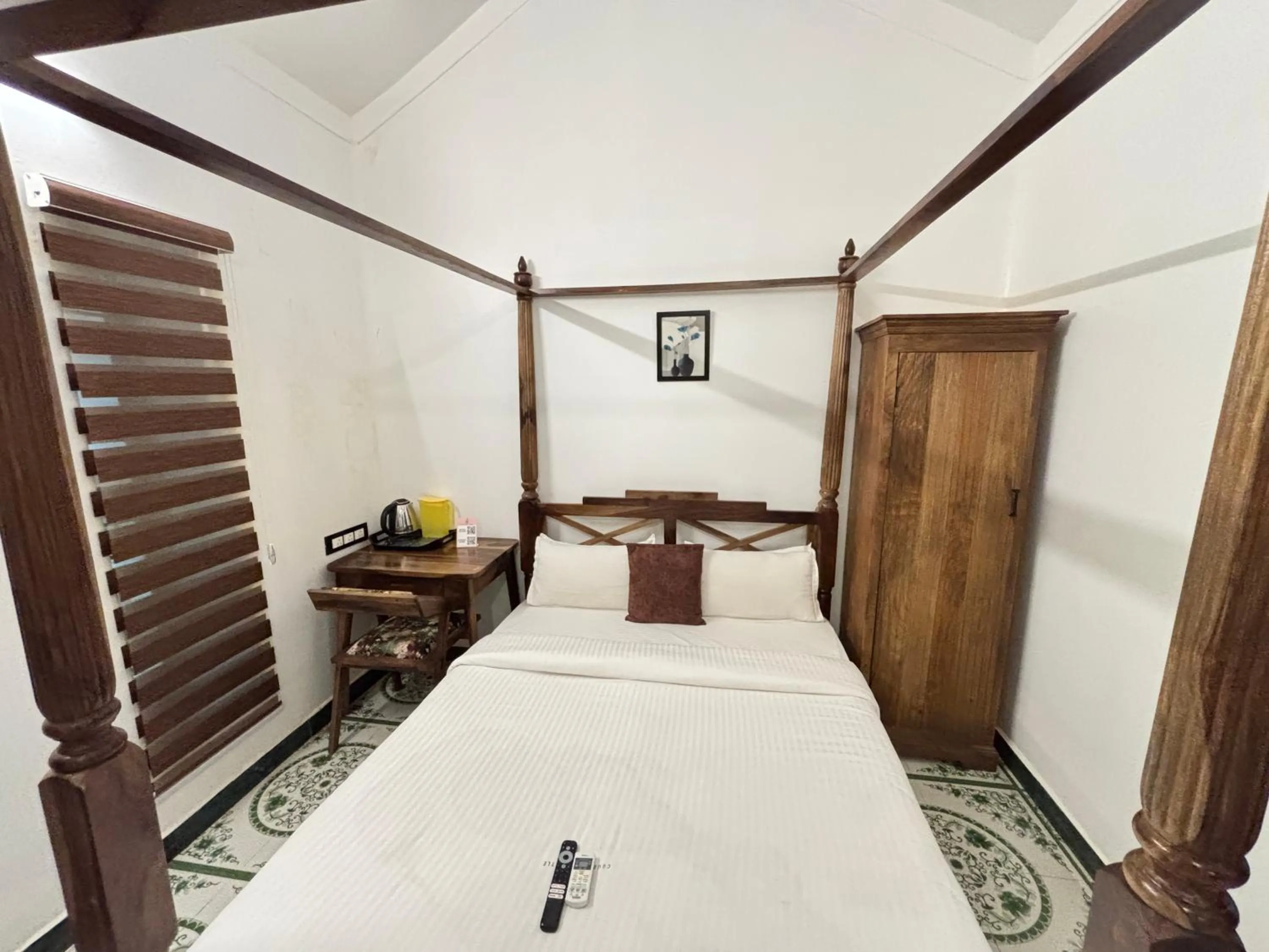 Photo of the whole room, Bed in Courtyard Castle Heritage Resort