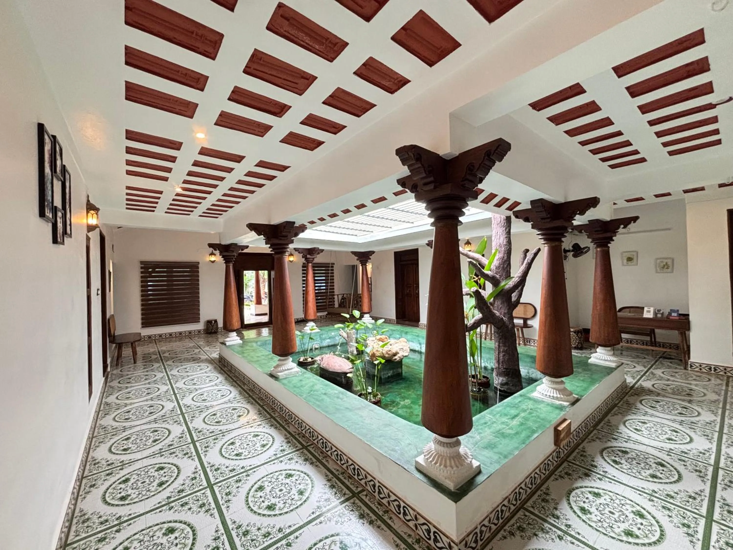 Inner courtyard view in Courtyard Castle Heritage Resort