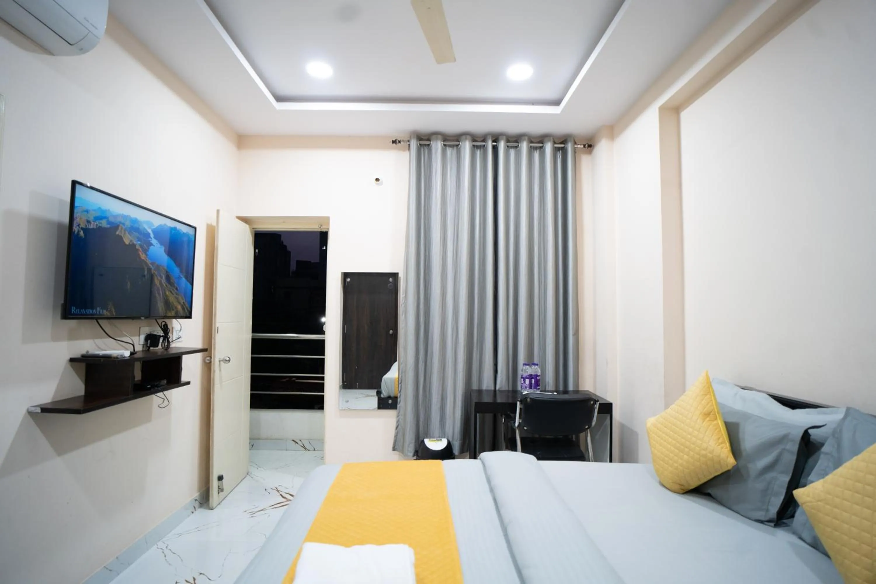 Bed in Yellow Bells Gachibowli