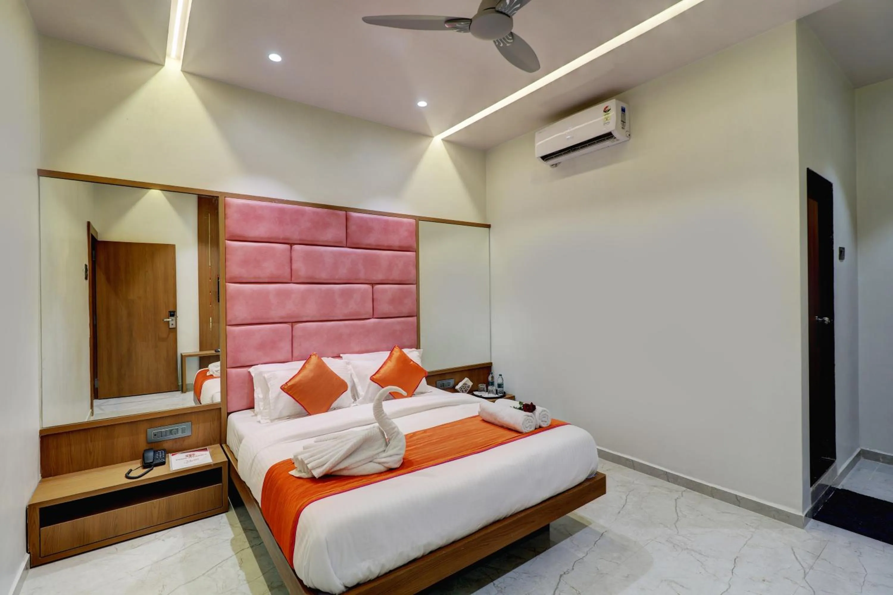 Bathroom, Bed in Radhe Residency