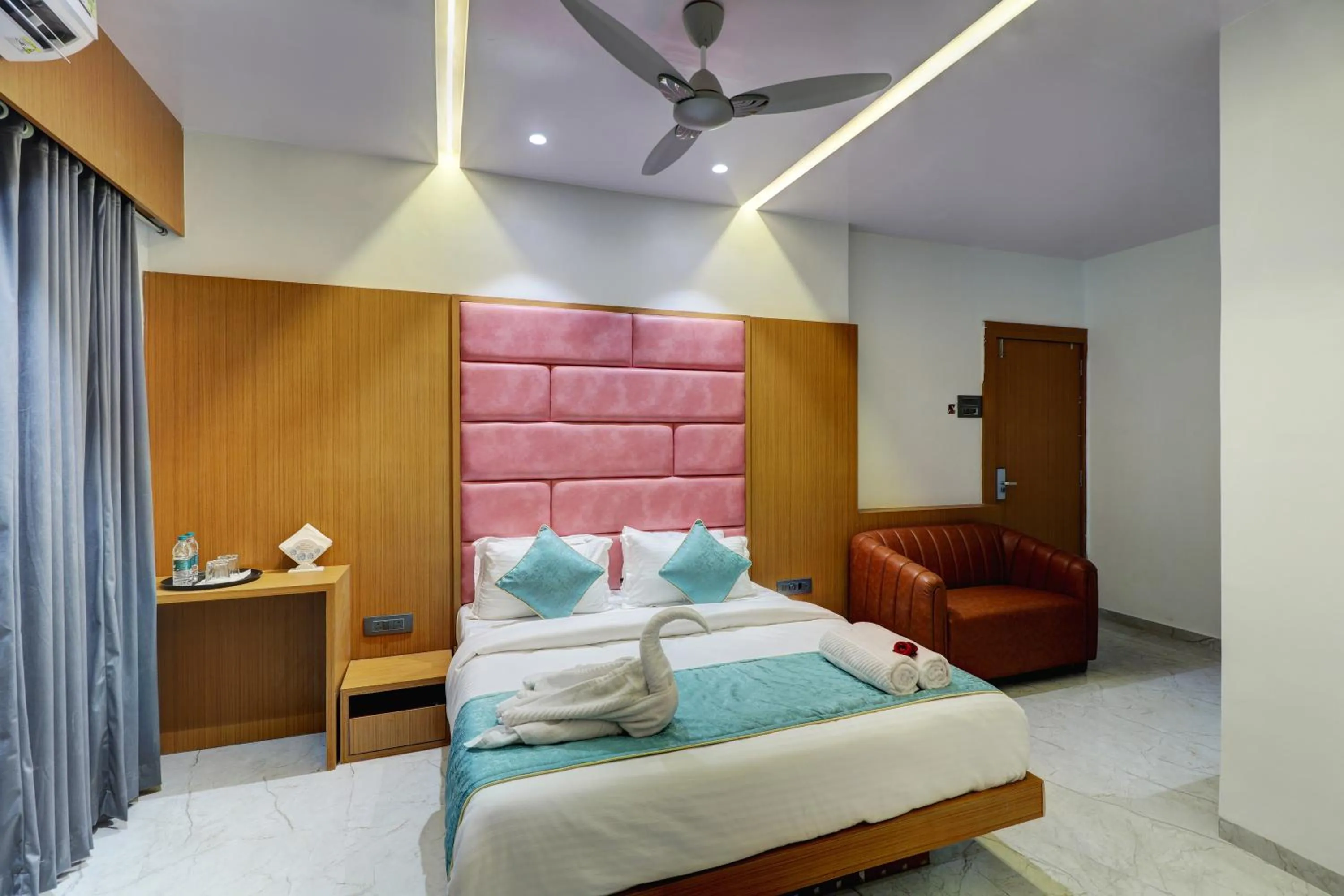 Bed in Radhe Residency