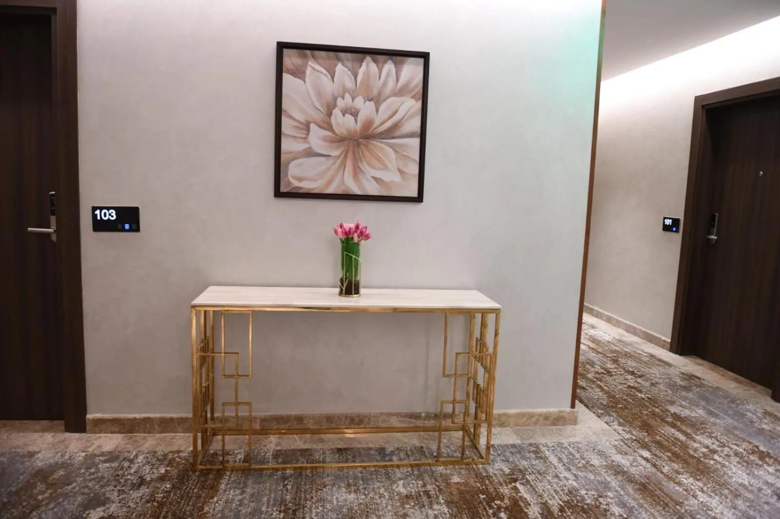 Lobby or reception in Renee Hotel