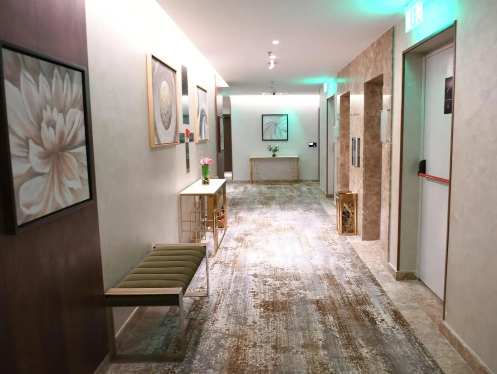 Floor plan in Renee Hotel