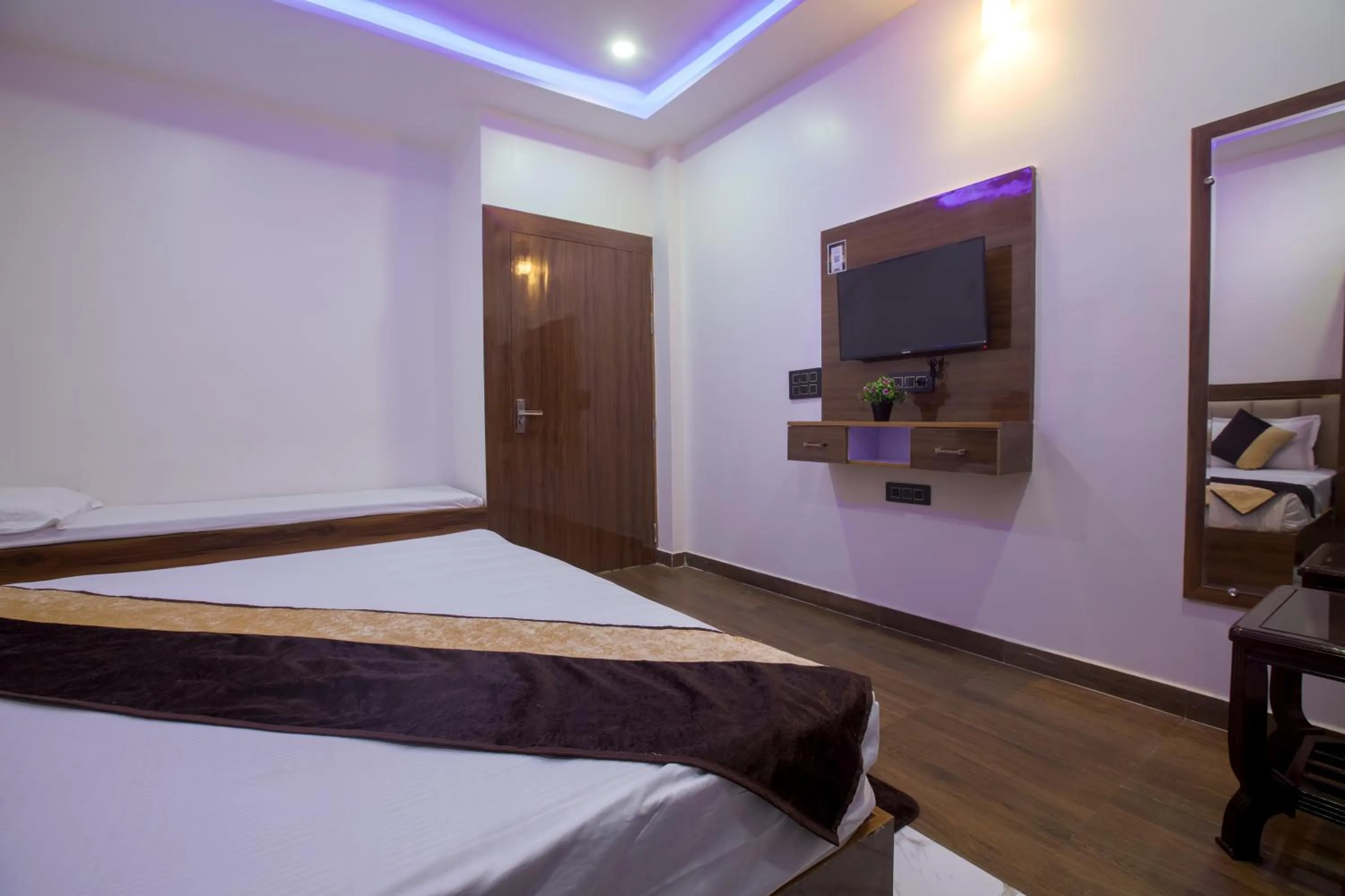 Bed in Madhav Residency