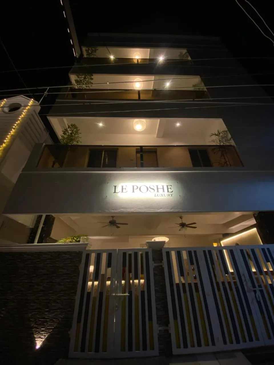 Property building in Le Poshe Luxury - TIE