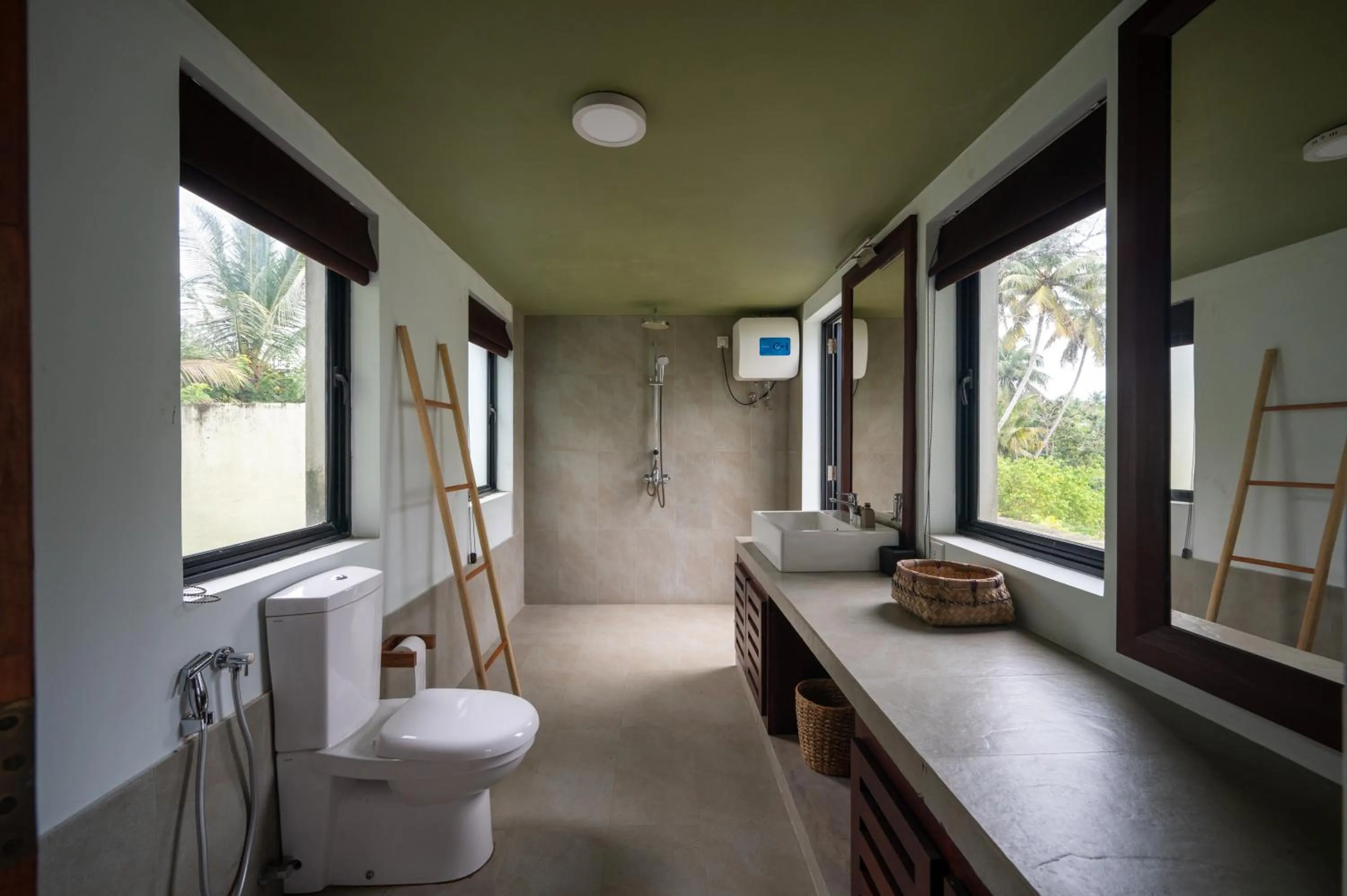 Bathroom in Kottan On Sea, Hiriketiya by The Serendipity collection