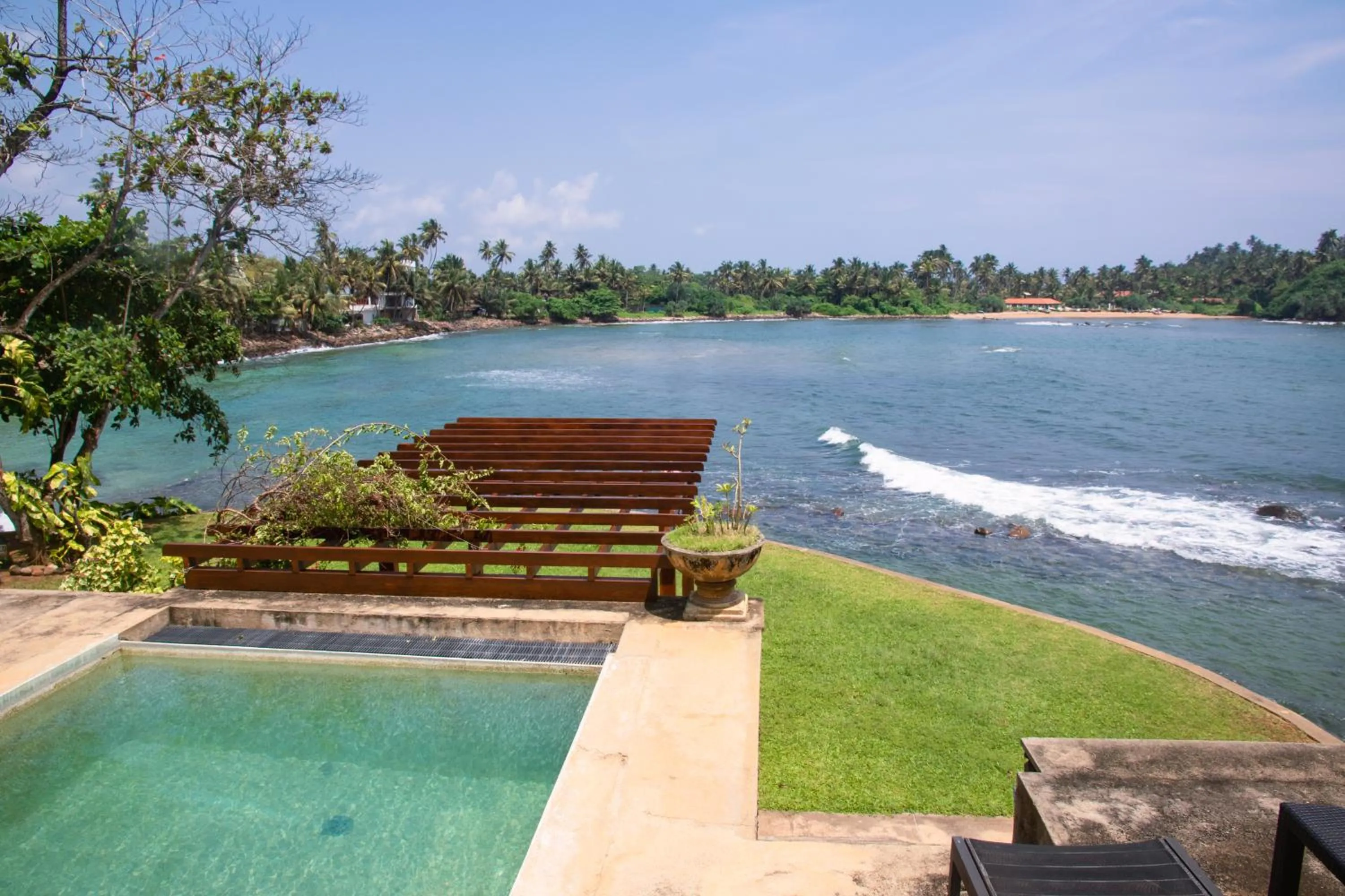 Swimming pool in Kottan On Sea, Hiriketiya by The Serendipity collection