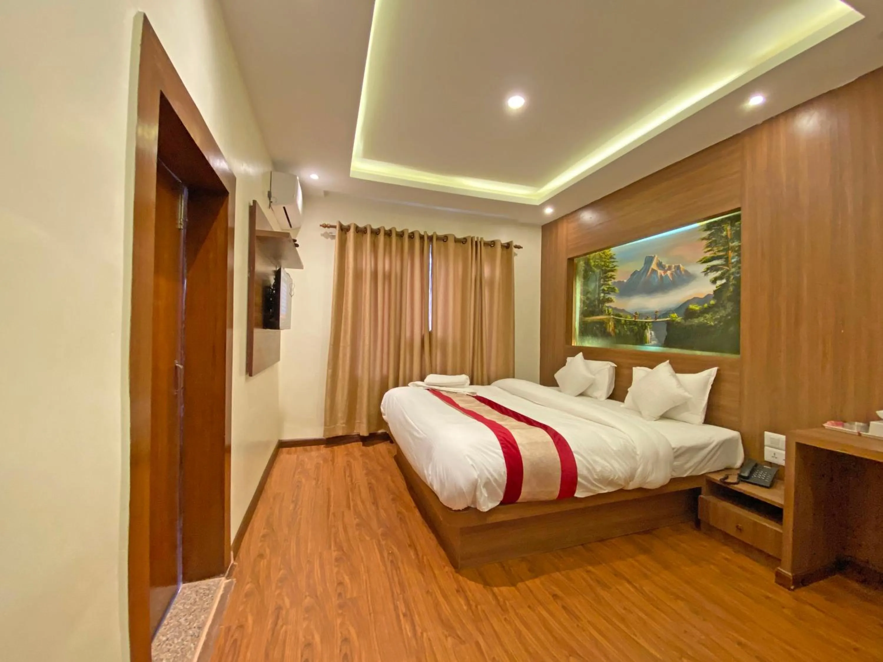 TV and multimedia in Hotel Dipjyoti