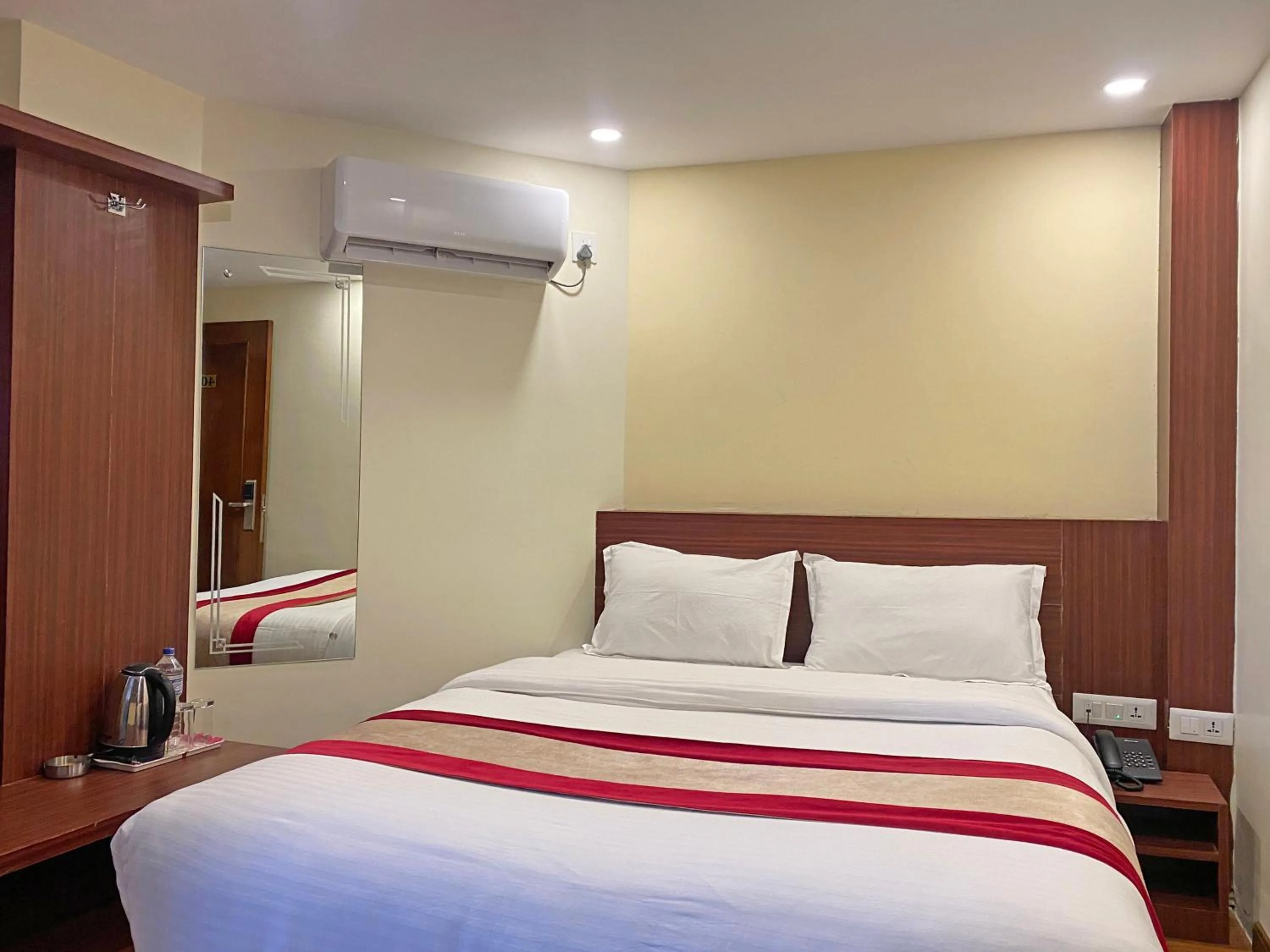 Bed in Hotel Dipjyoti