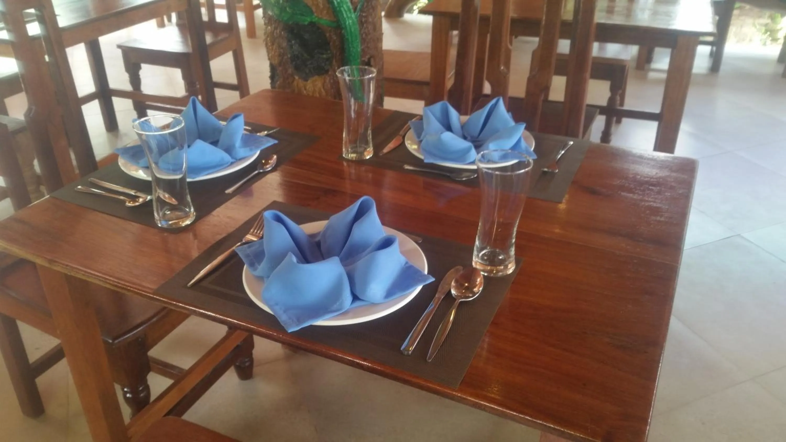 Restaurant/places to eat in Ausan Beach Front Cottages