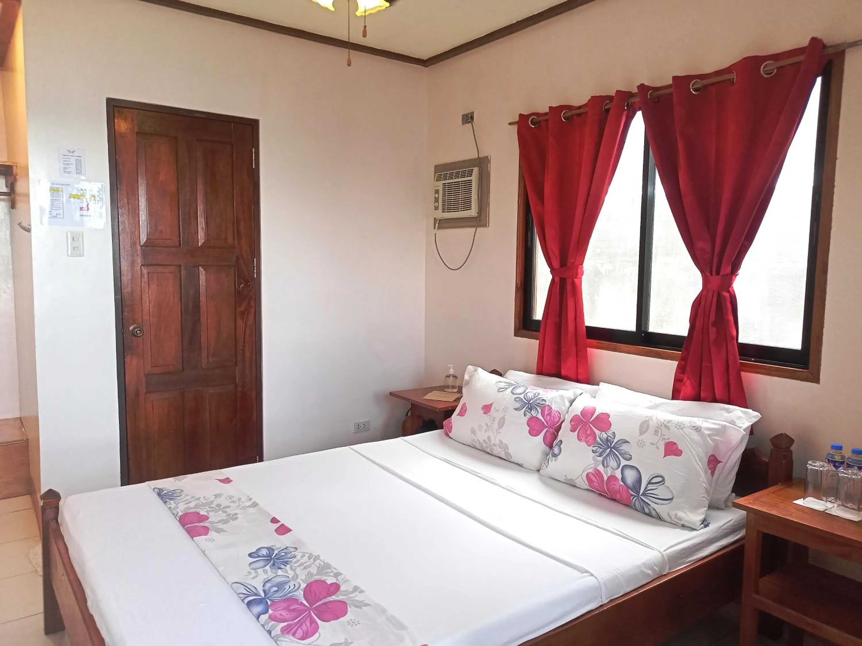 Bed in Ausan Beach Front Cottages