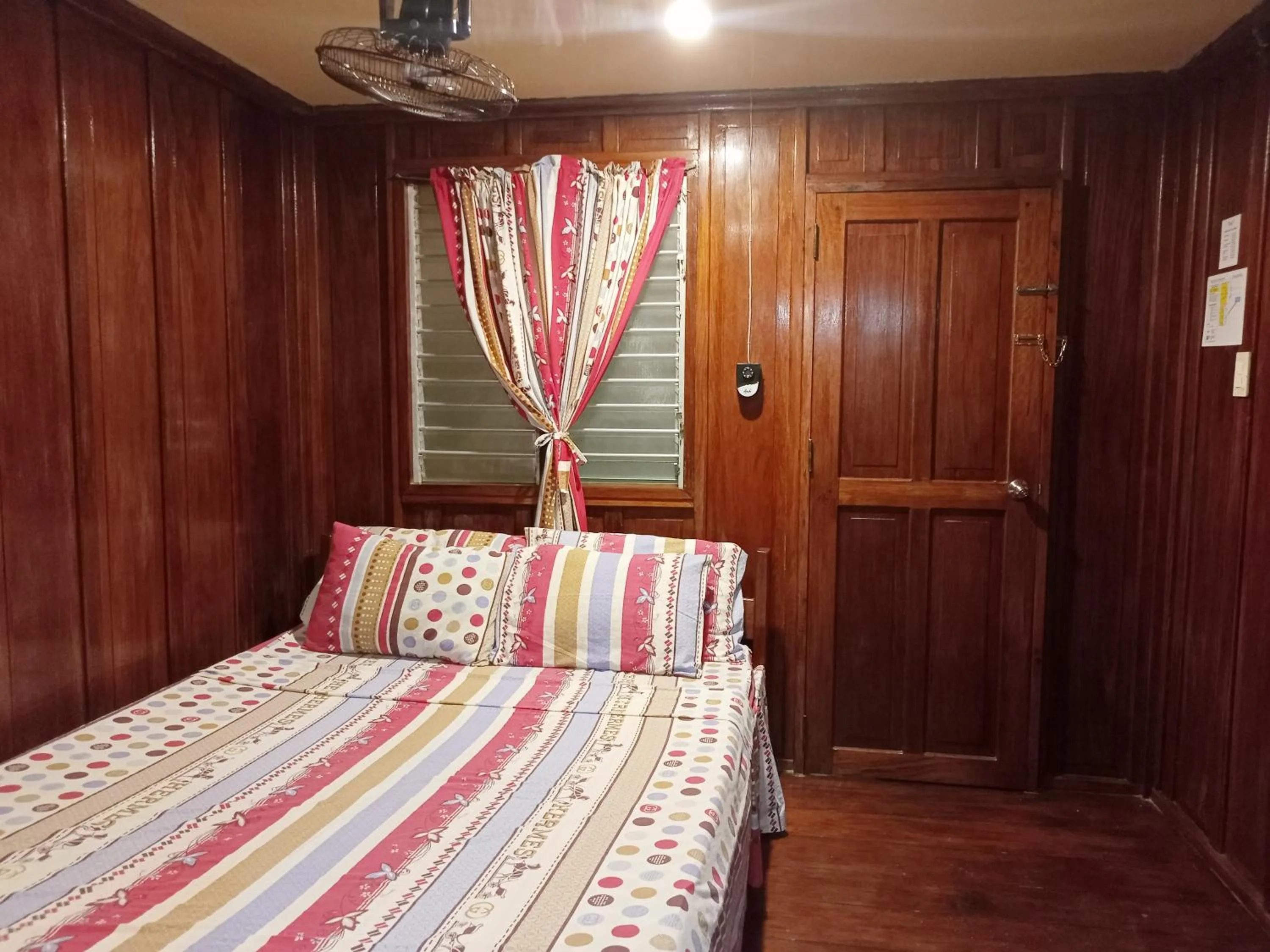 Bed in Ausan Beach Front Cottages