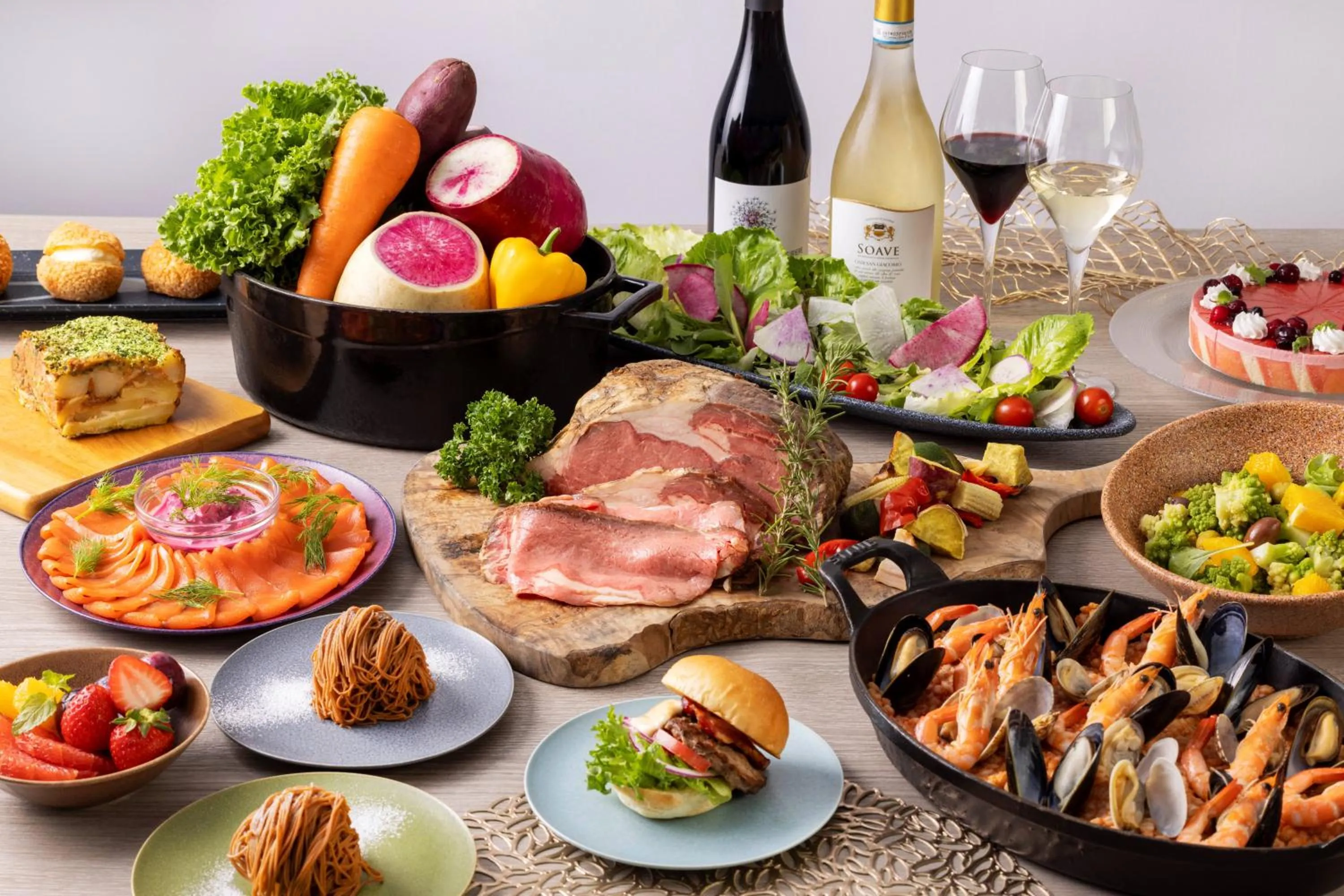 Dinner in Grand Mercure Okinawa Cape Zanpa Resort