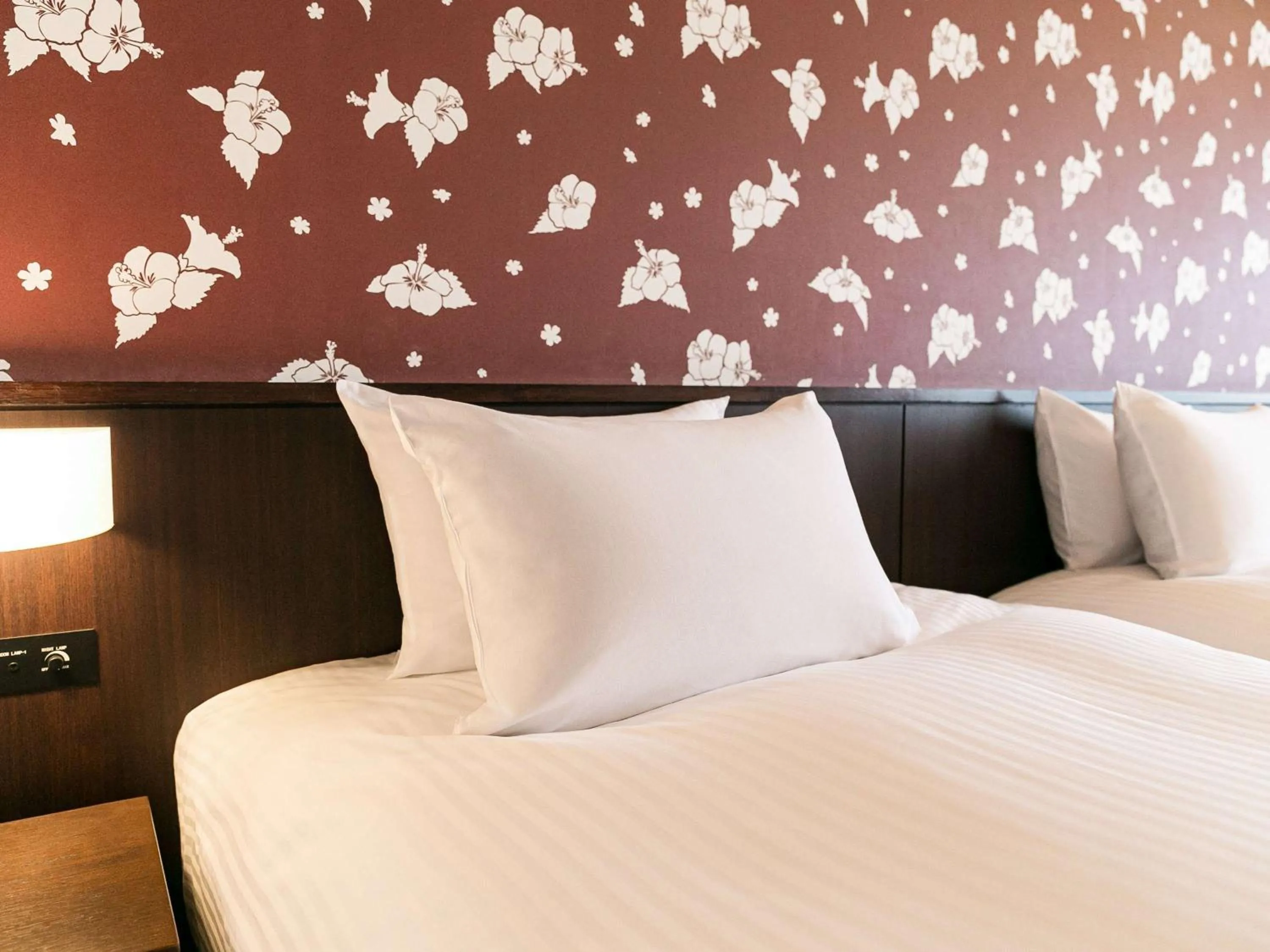 Bedroom, Bed in Okinawa Zanpamisaki Royal Hotel