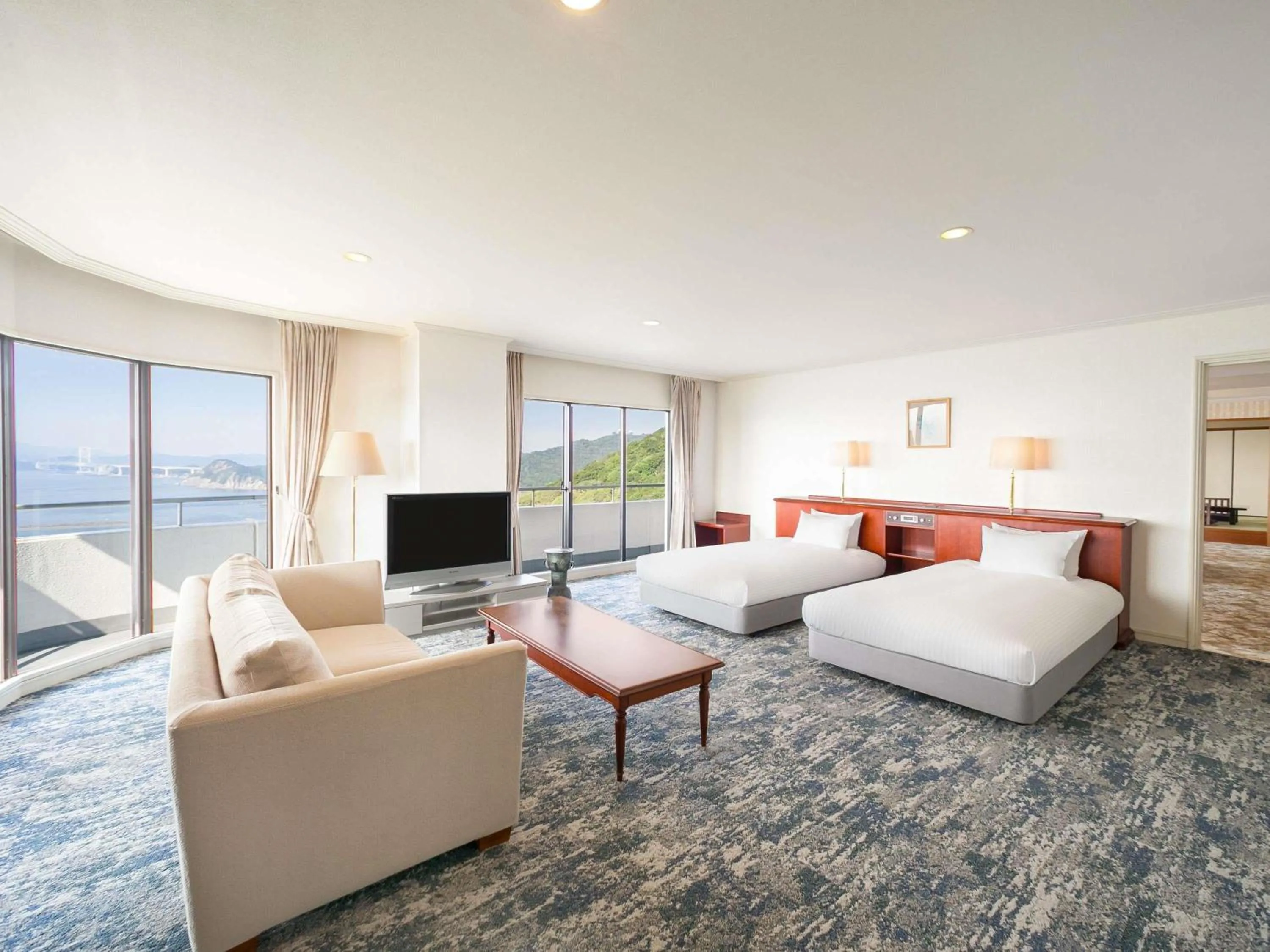Bedroom, Bed in Grand Mercure Awaji Island Resort & Spa