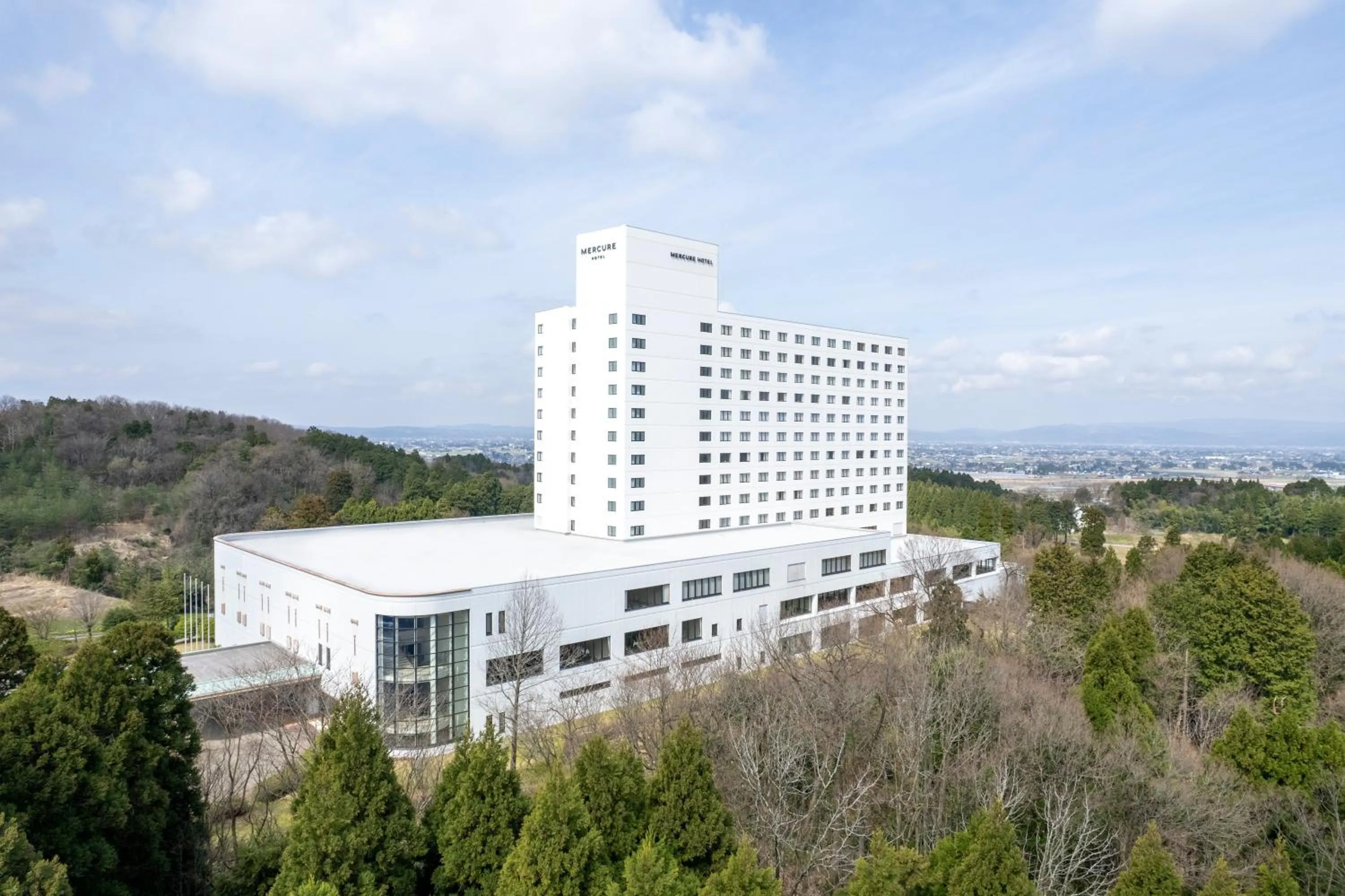 Property building in Mercure Toyama Tonami Resort & Spa