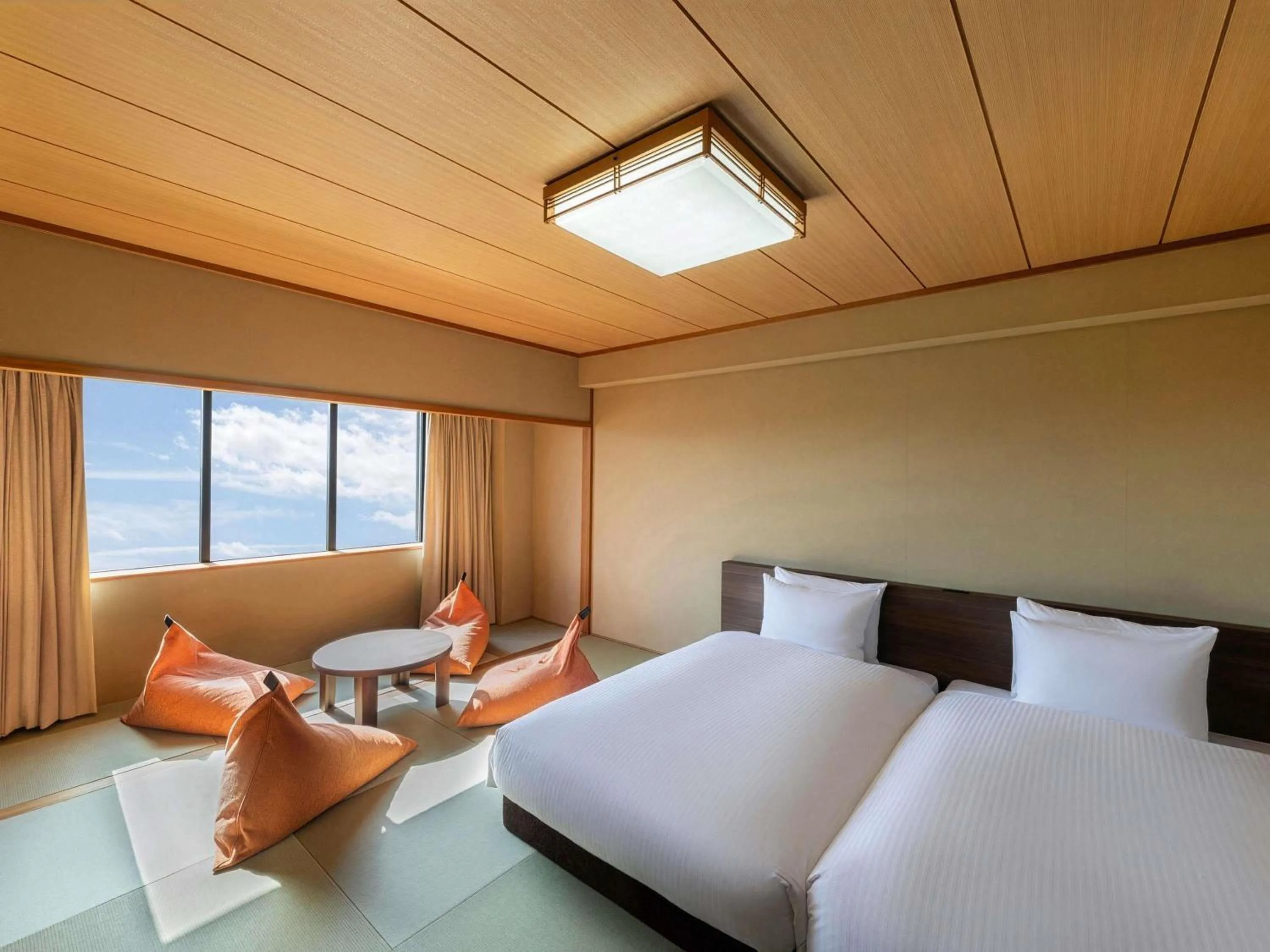 Bedroom, Bed in Grand Mercure Yatsugatake Resort & Spa