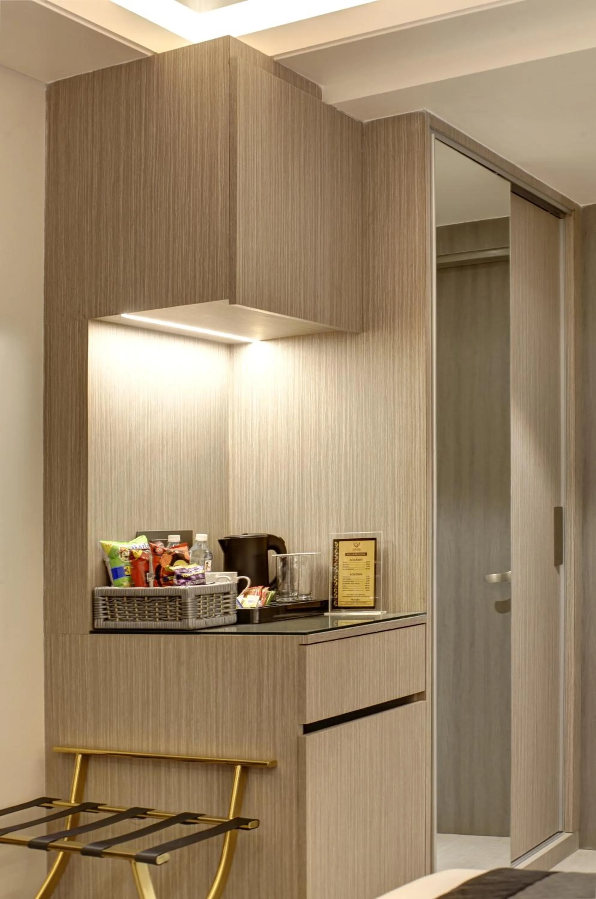 Property building in Stepstones Hotels and Inn-DLF PHASE 3 GURGAON