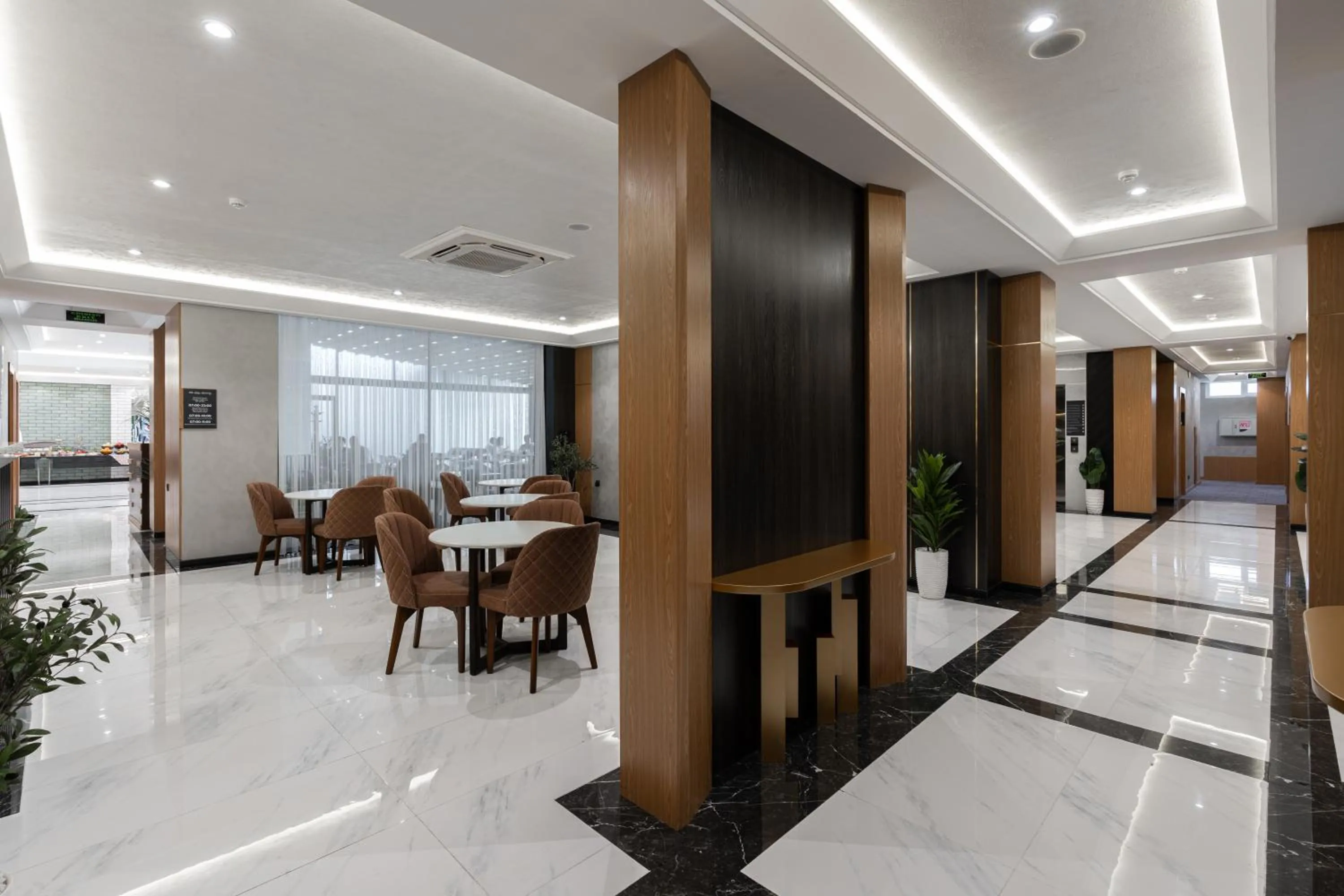 Restaurant/places to eat in StayInn City Center