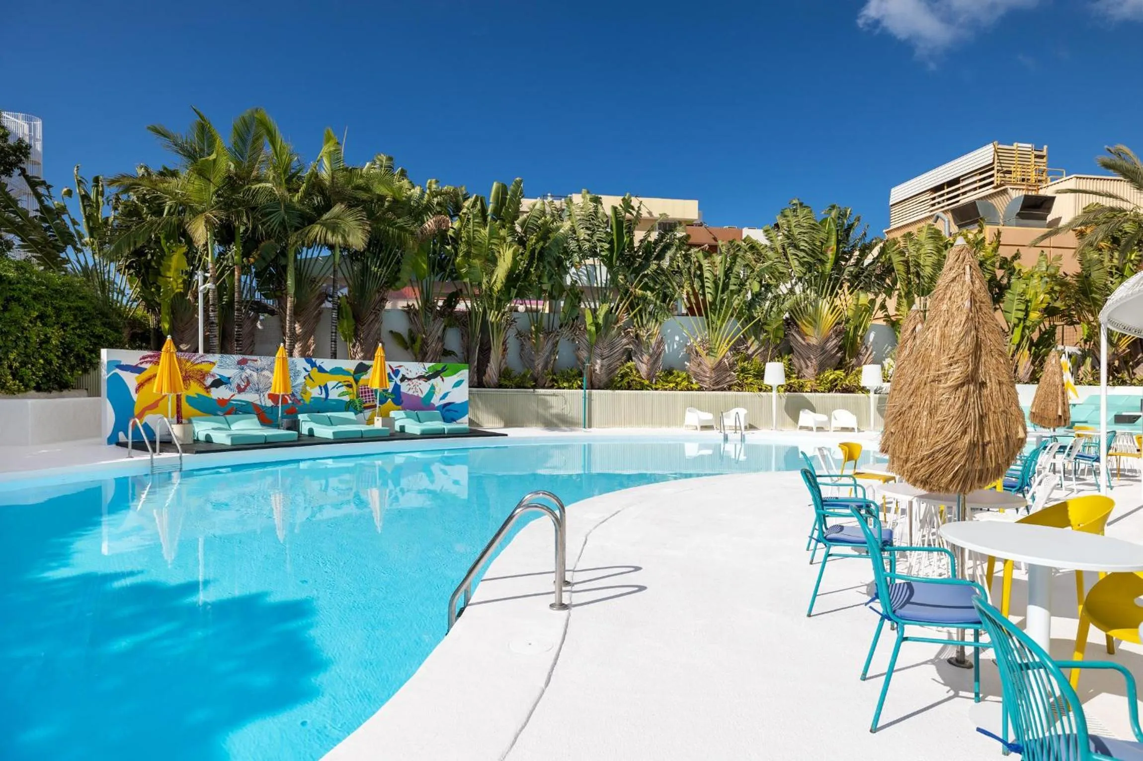 Swimming pool in Gold By Marina - Adults only