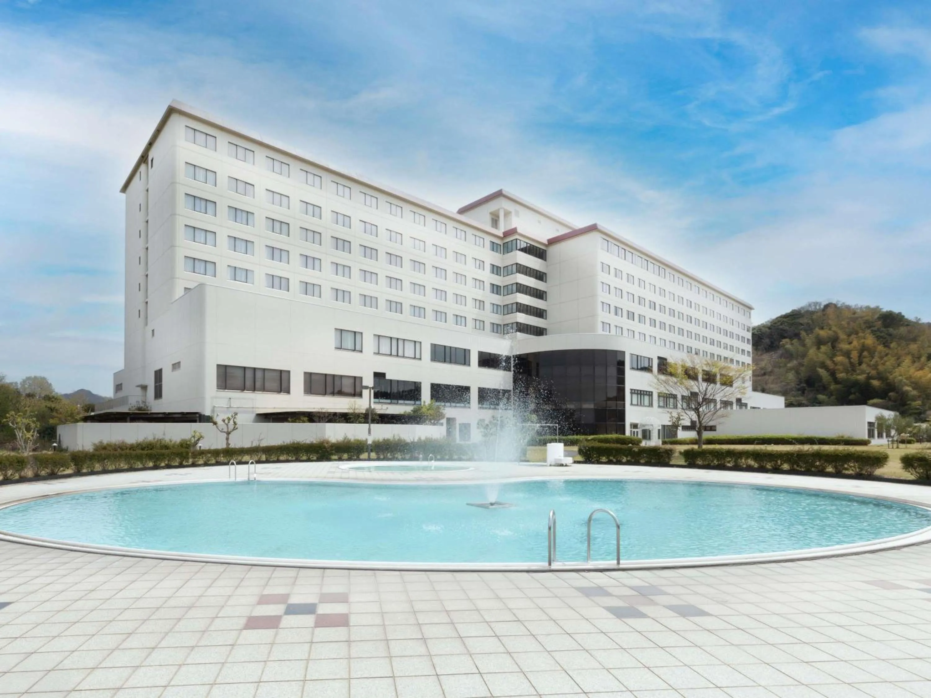 Pool view in Mercure Kyoto Miyazu Resort & Spa