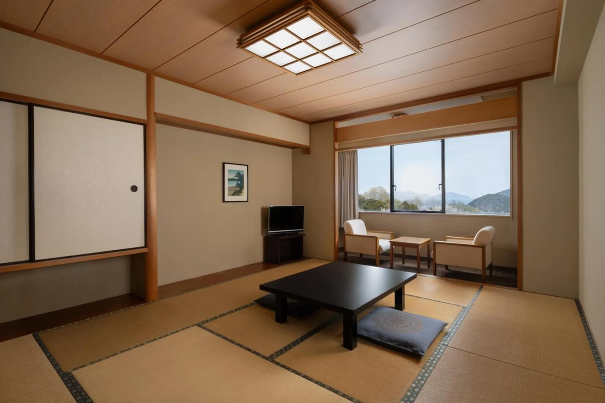 Photo of the whole room in Mercure Kyoto Miyazu Resort & Spa