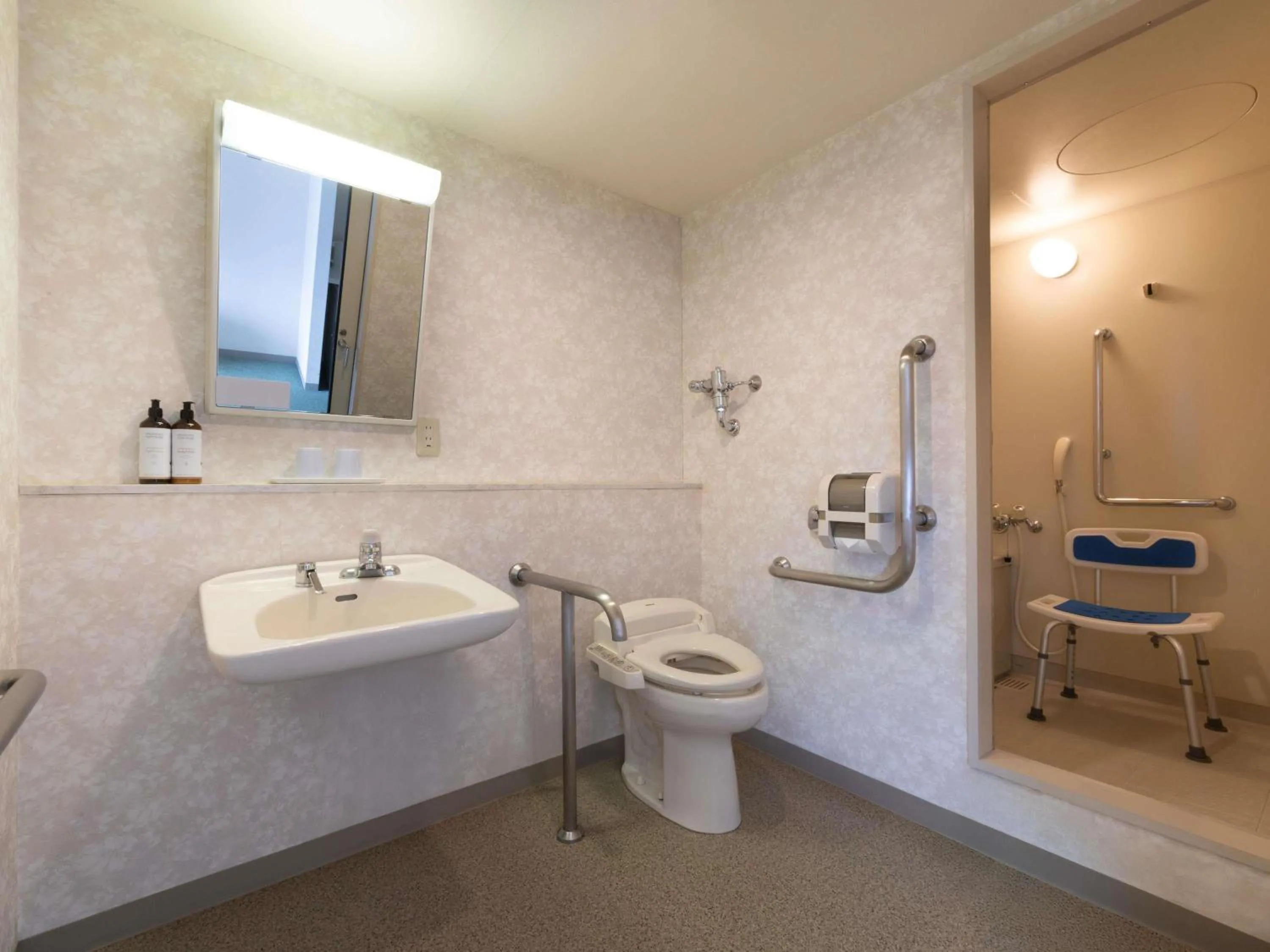 Bedroom in Mercure Kyoto Miyazu Resort & Spa