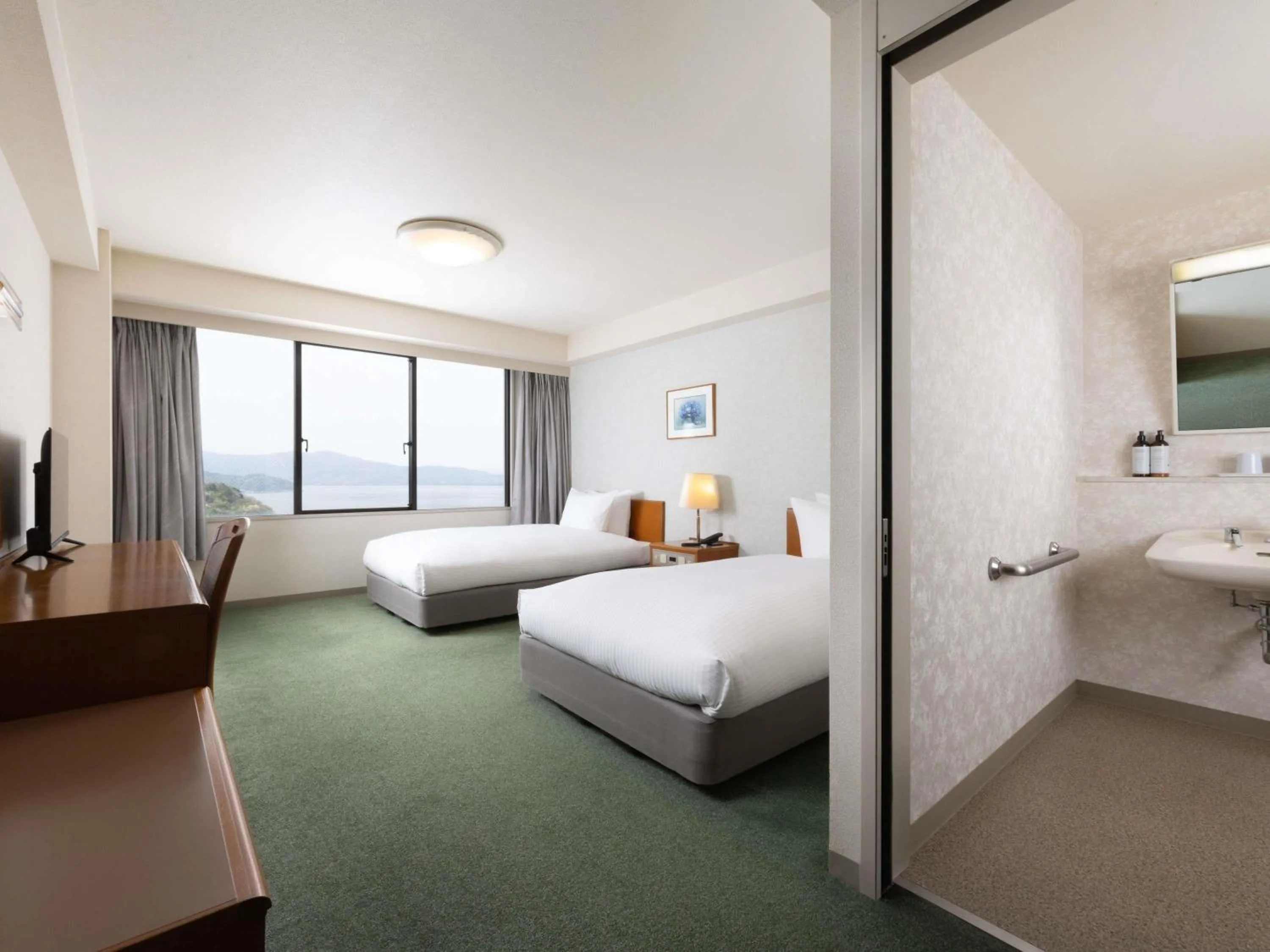 Bedroom, Bed in Mercure Kyoto Miyazu Resort & Spa