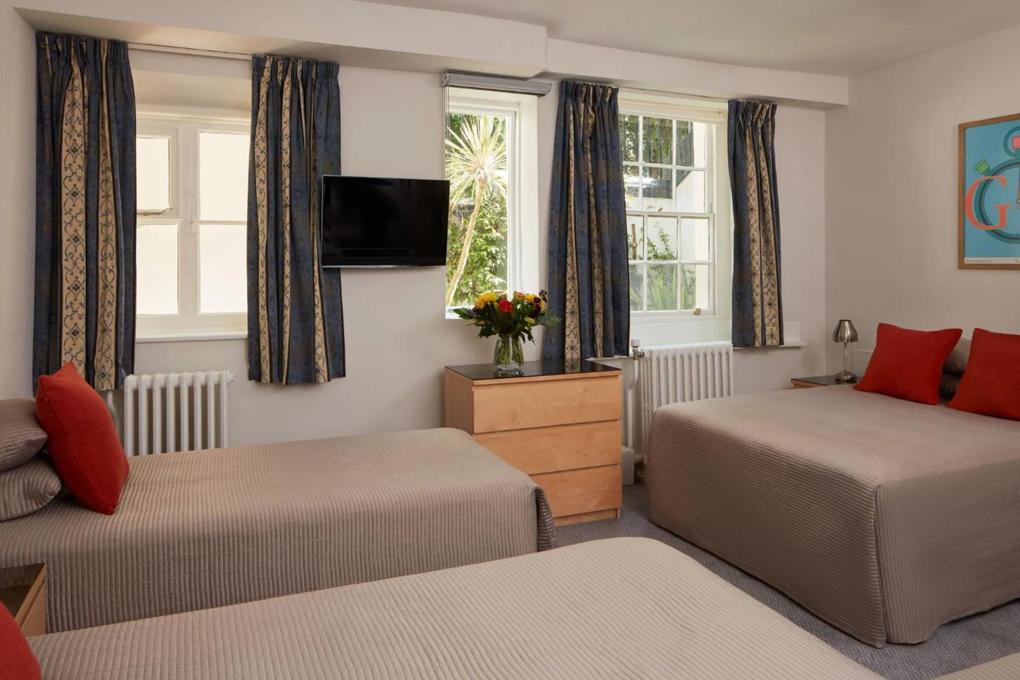 Bedroom, Bed in Euro Hotel