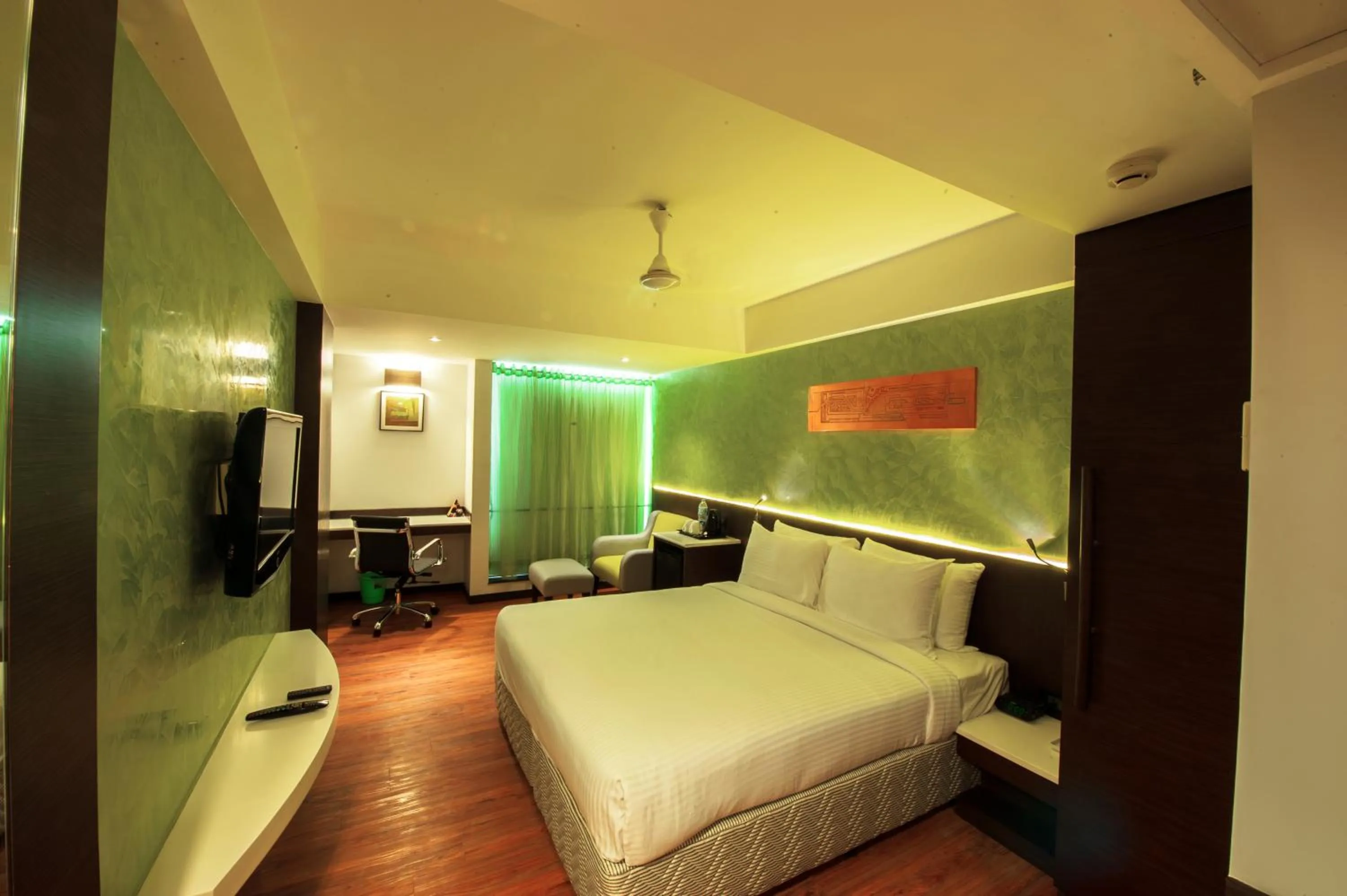 Deluxe Room - single occupancy in Effotel By Sayaji Indore
