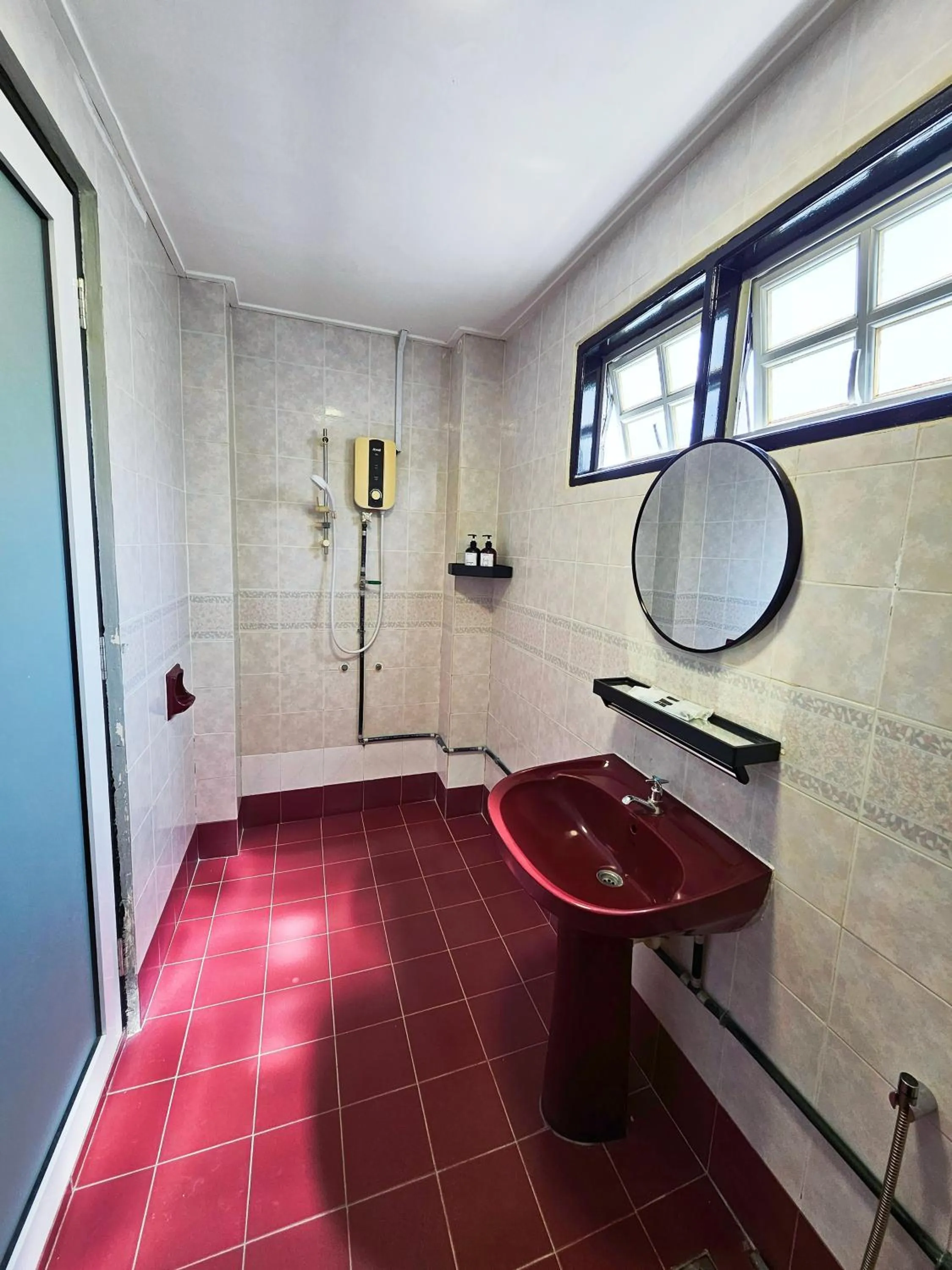 Bathroom in Luna Hotel by Moonknight