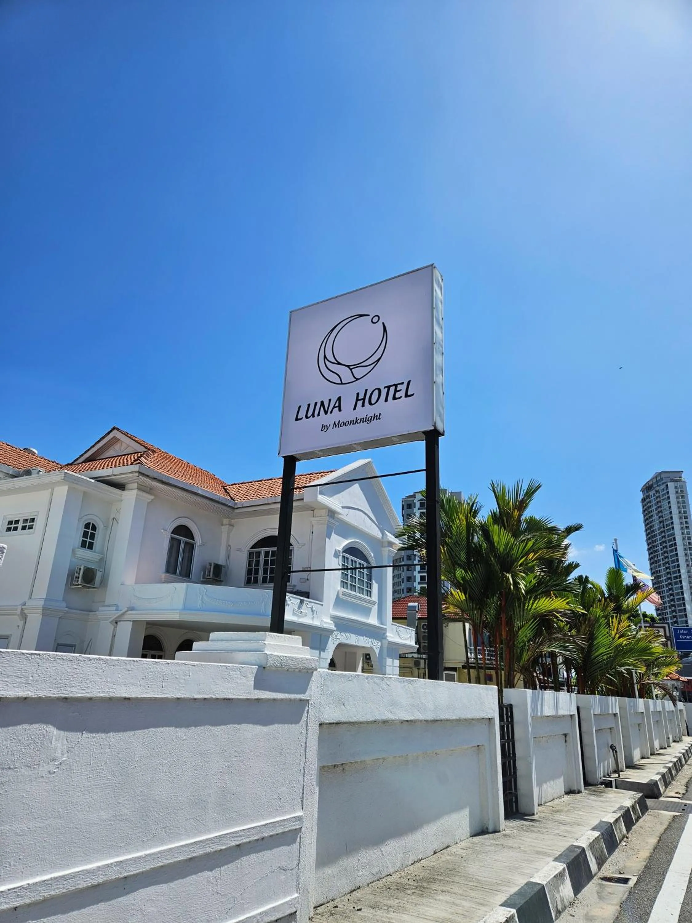 Property building in Luna Hotel by Moonknight