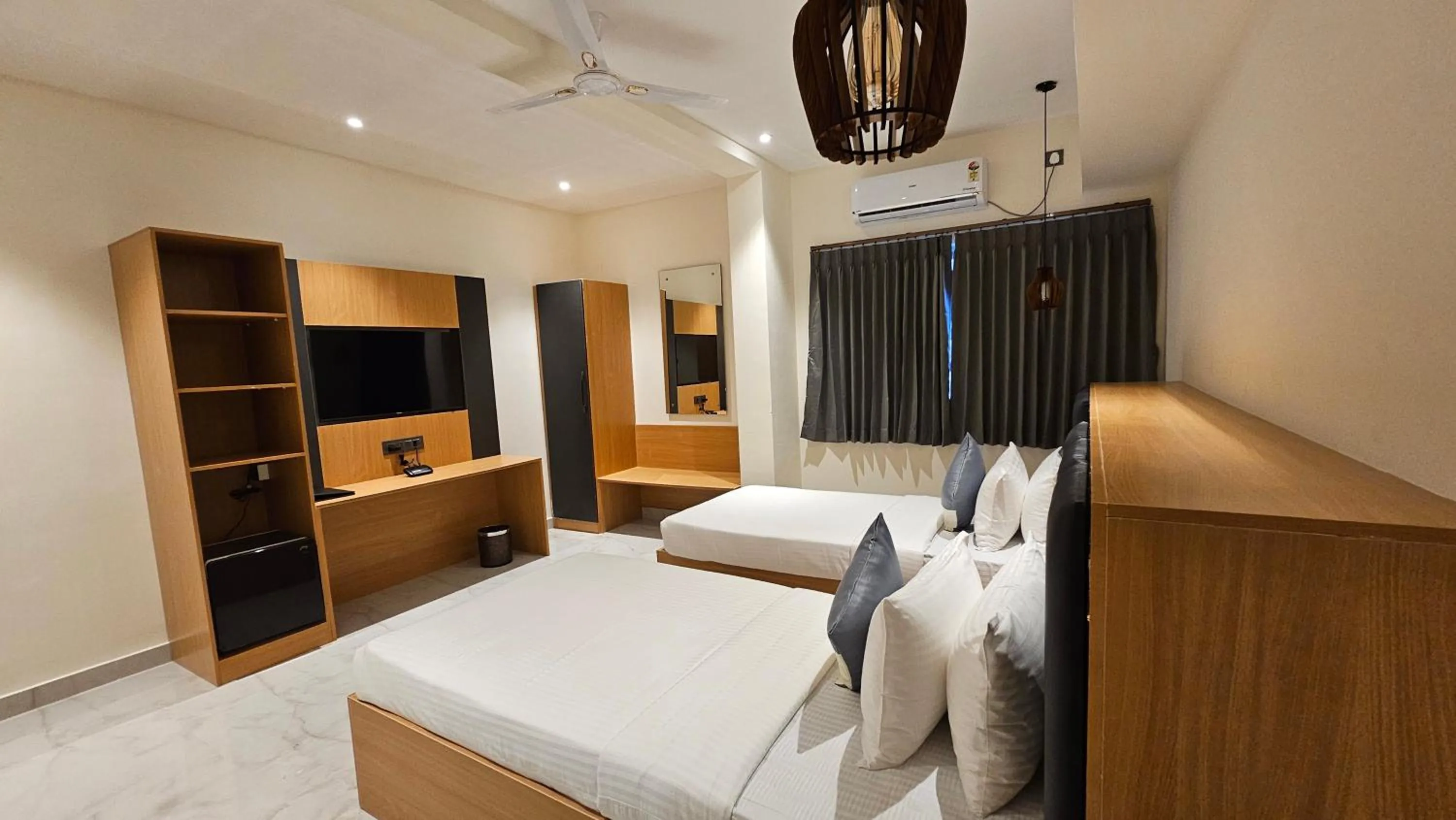 Bed in Emerald Urban Comforts