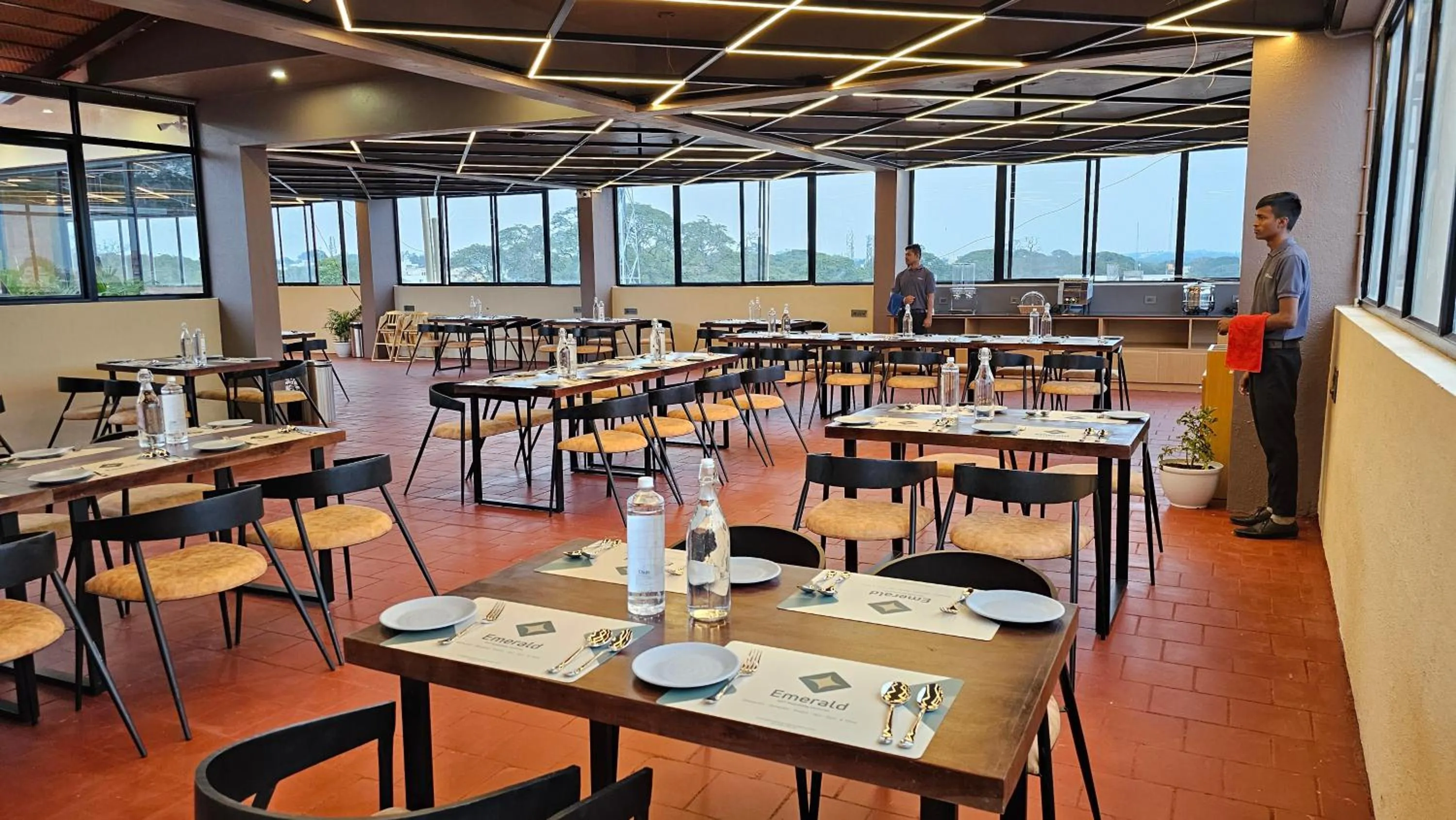 Restaurant/places to eat in Emerald Urban Comforts