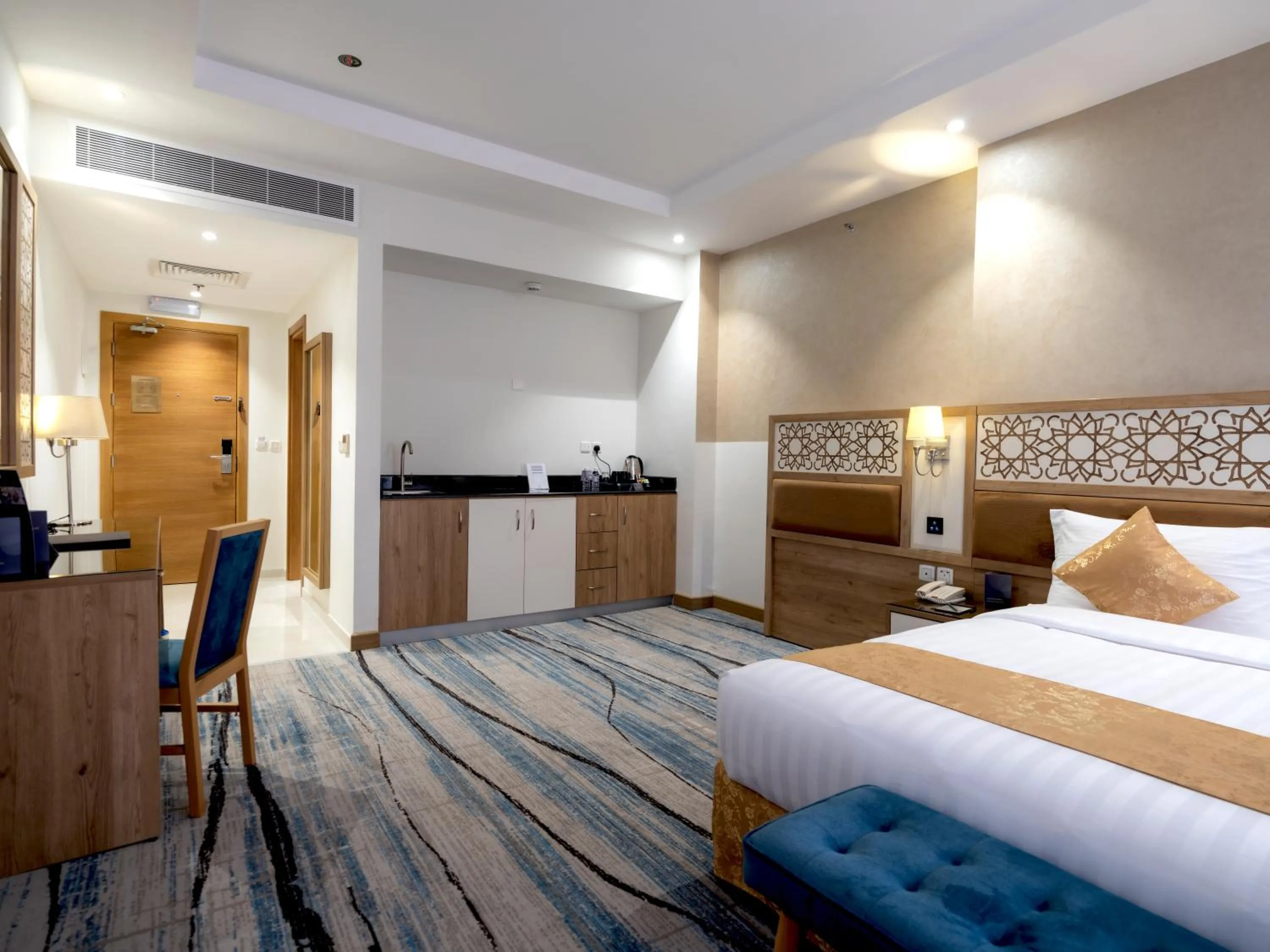 Bed in TIME Ruba Hotel & Suites