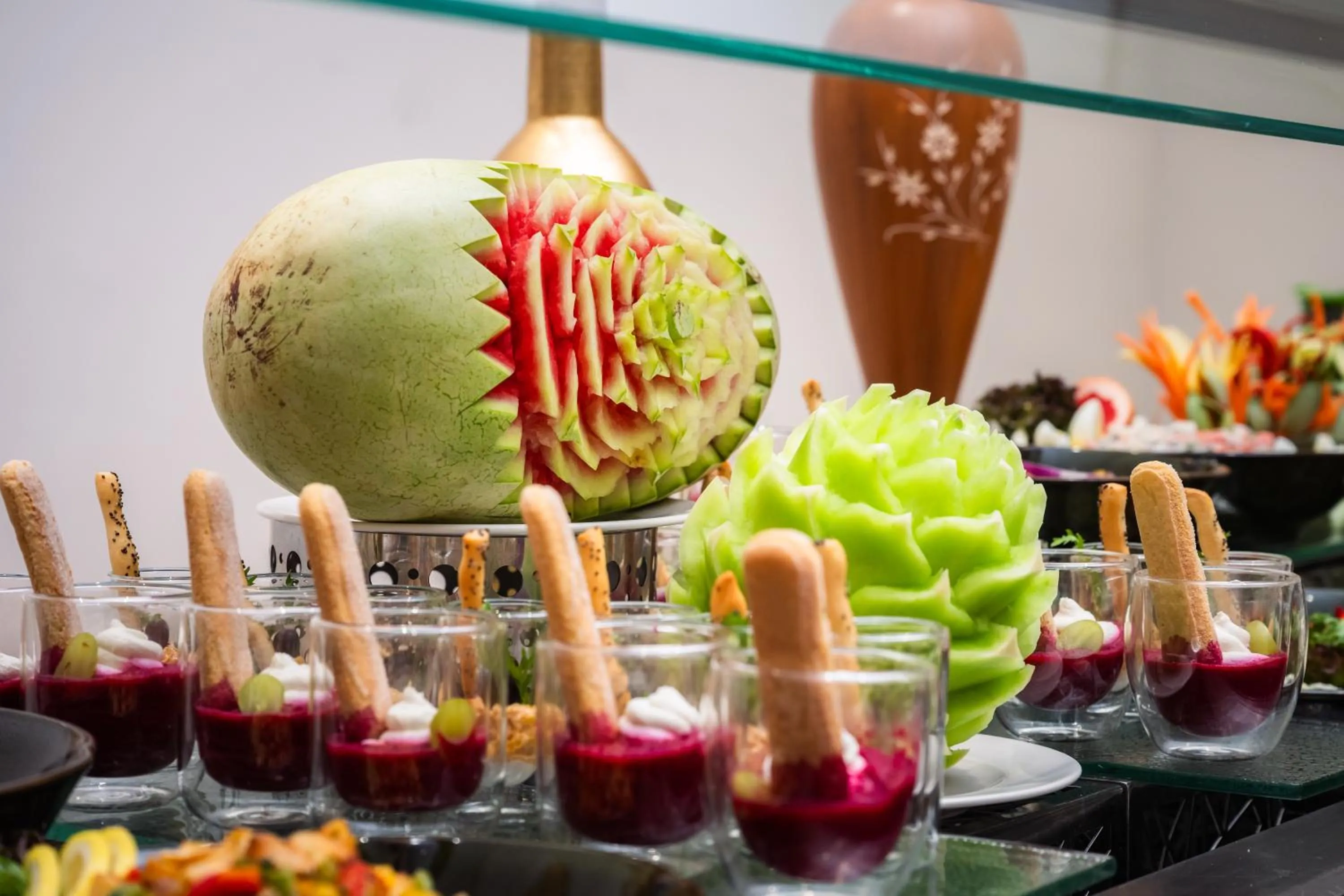 Restaurant/places to eat in TIME Ruba Hotel & Suites