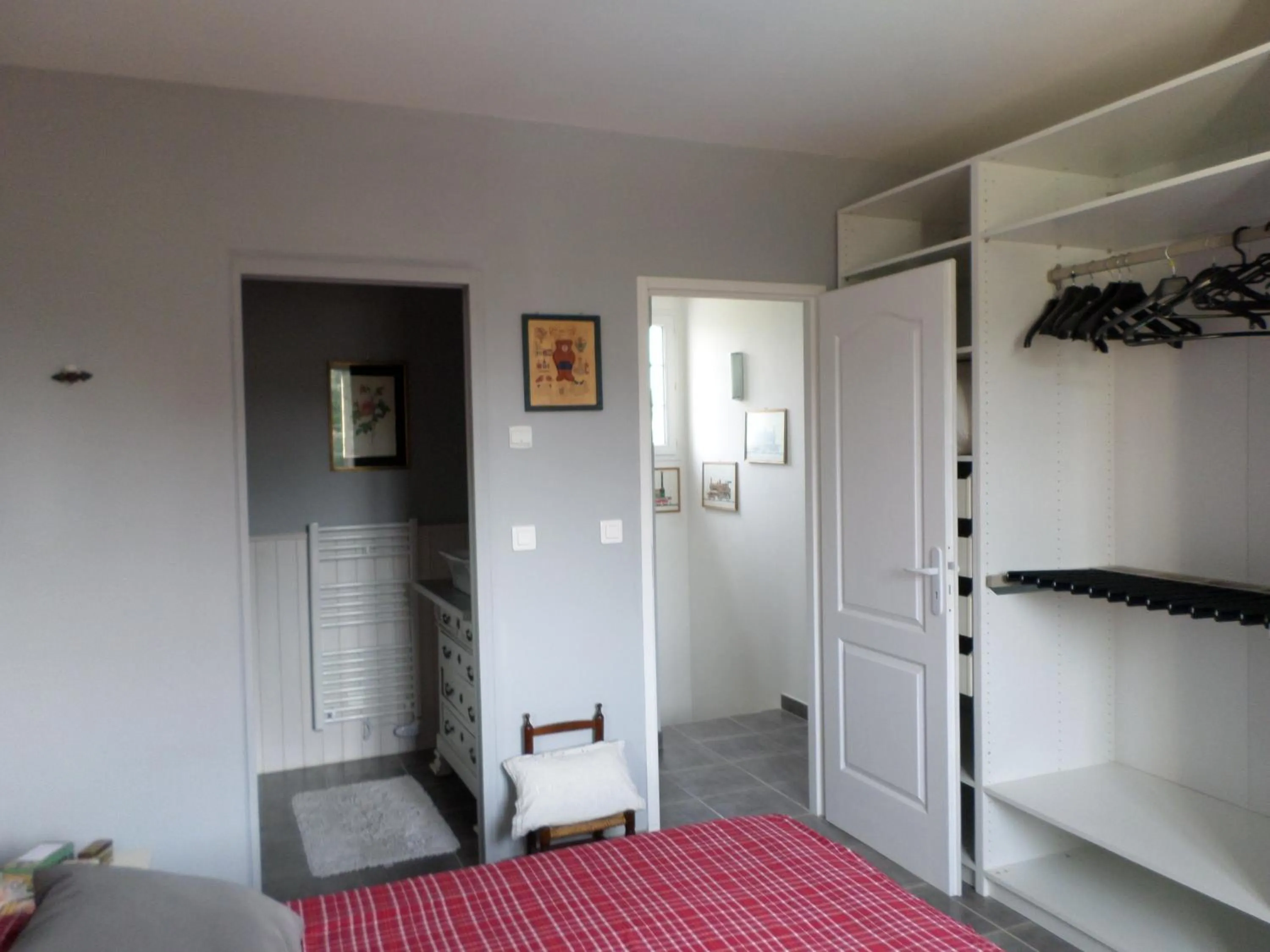 Bedroom in Les Broussous