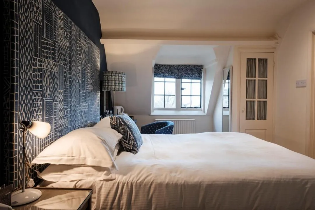 Bedroom, Bed in The Bear Of Rodborough Hotel