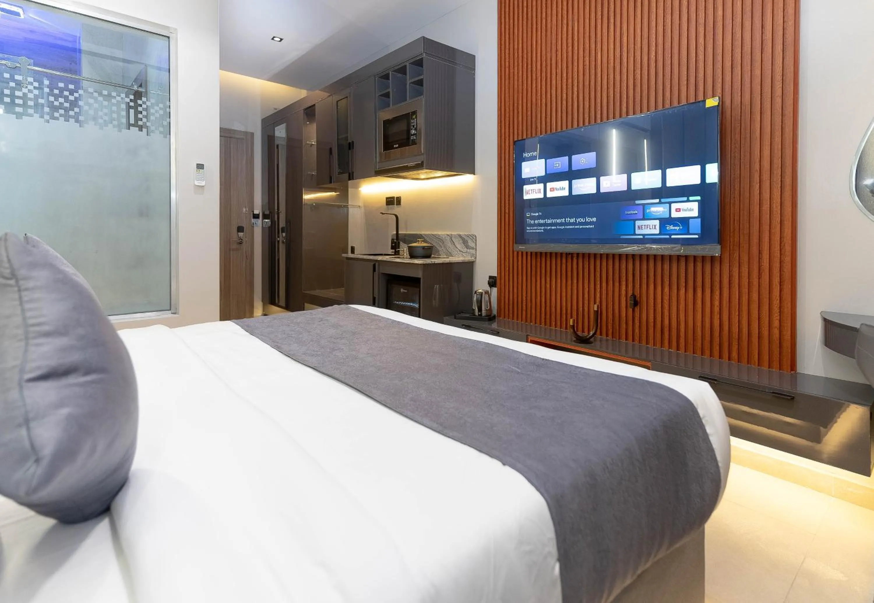 Communal lounge/ TV room, Bed in GTA HOTEL IKEJA