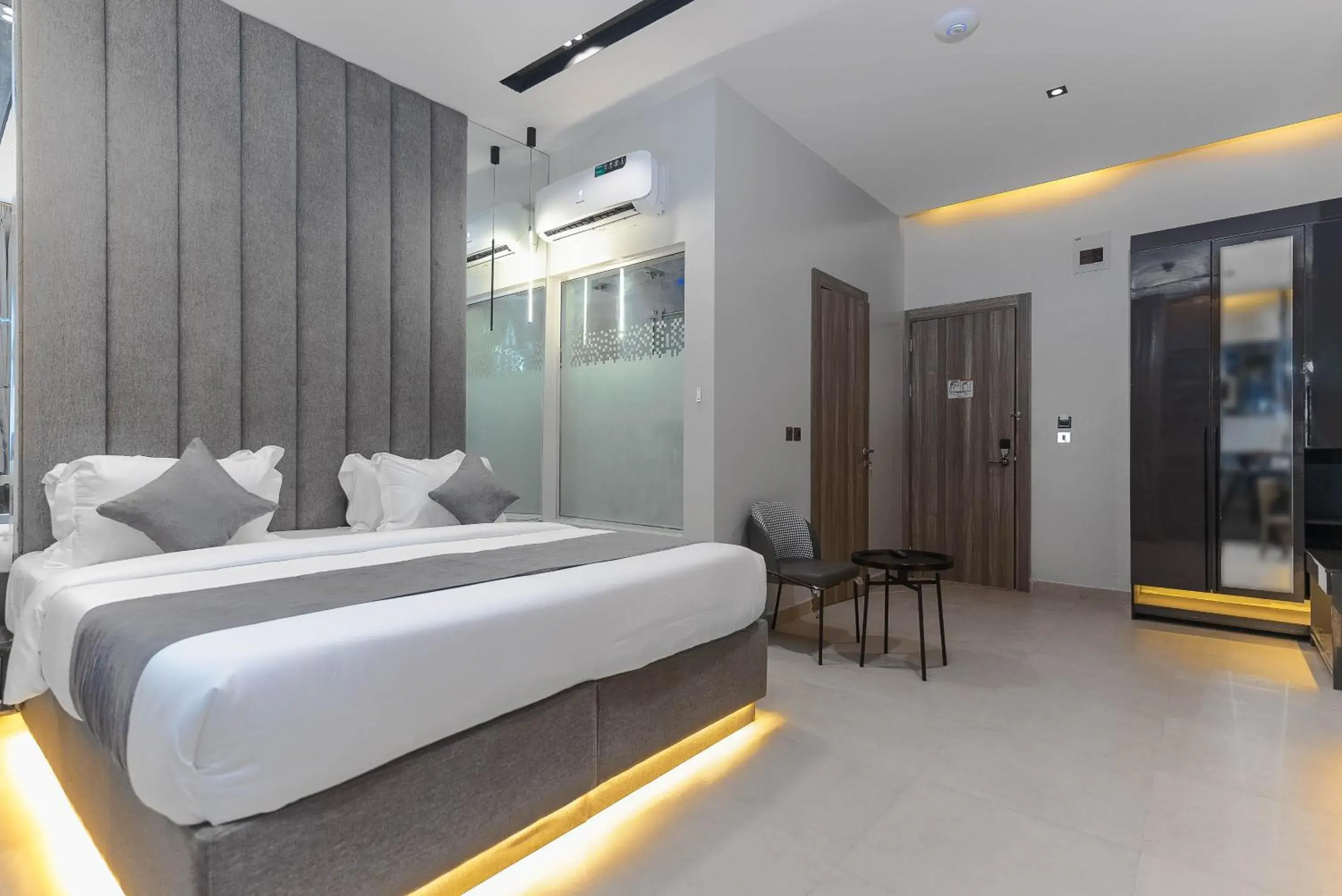 Superior Studio in GTA HOTEL IKEJA Superior Studio in GTA HOTEL IKEJA