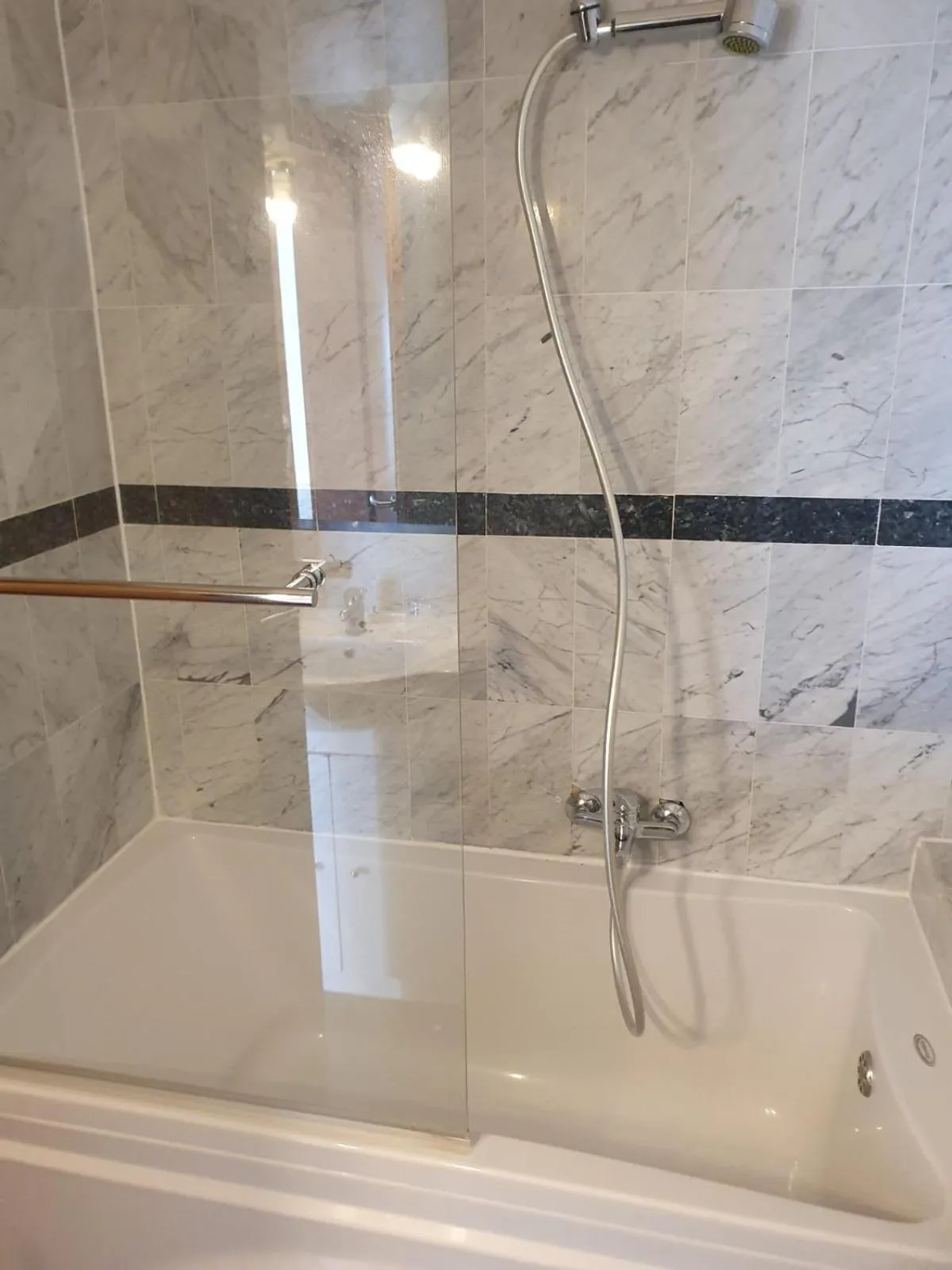 Bath in Hotel Marco Polo